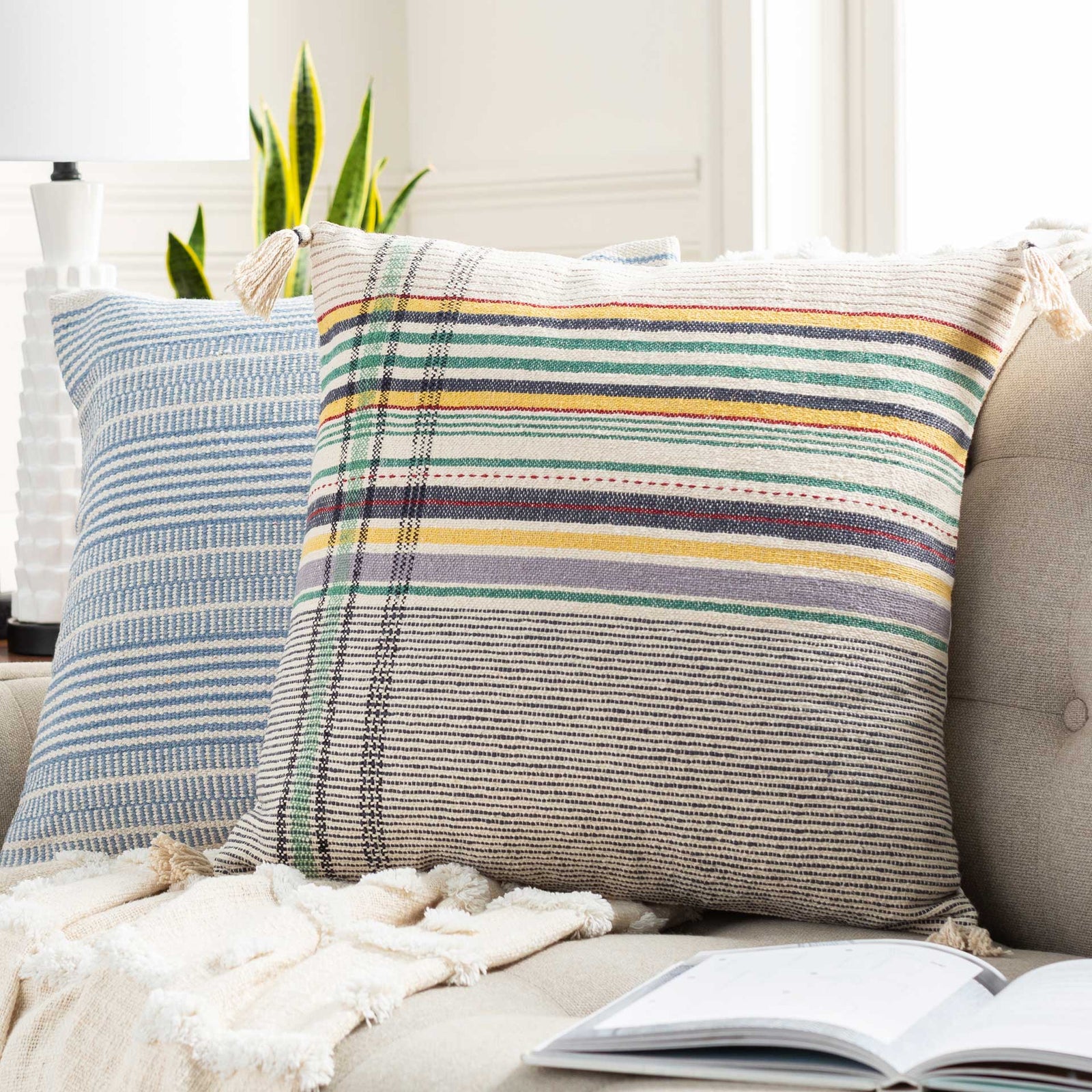 Dayton Pillow Black/Ivory/Navy