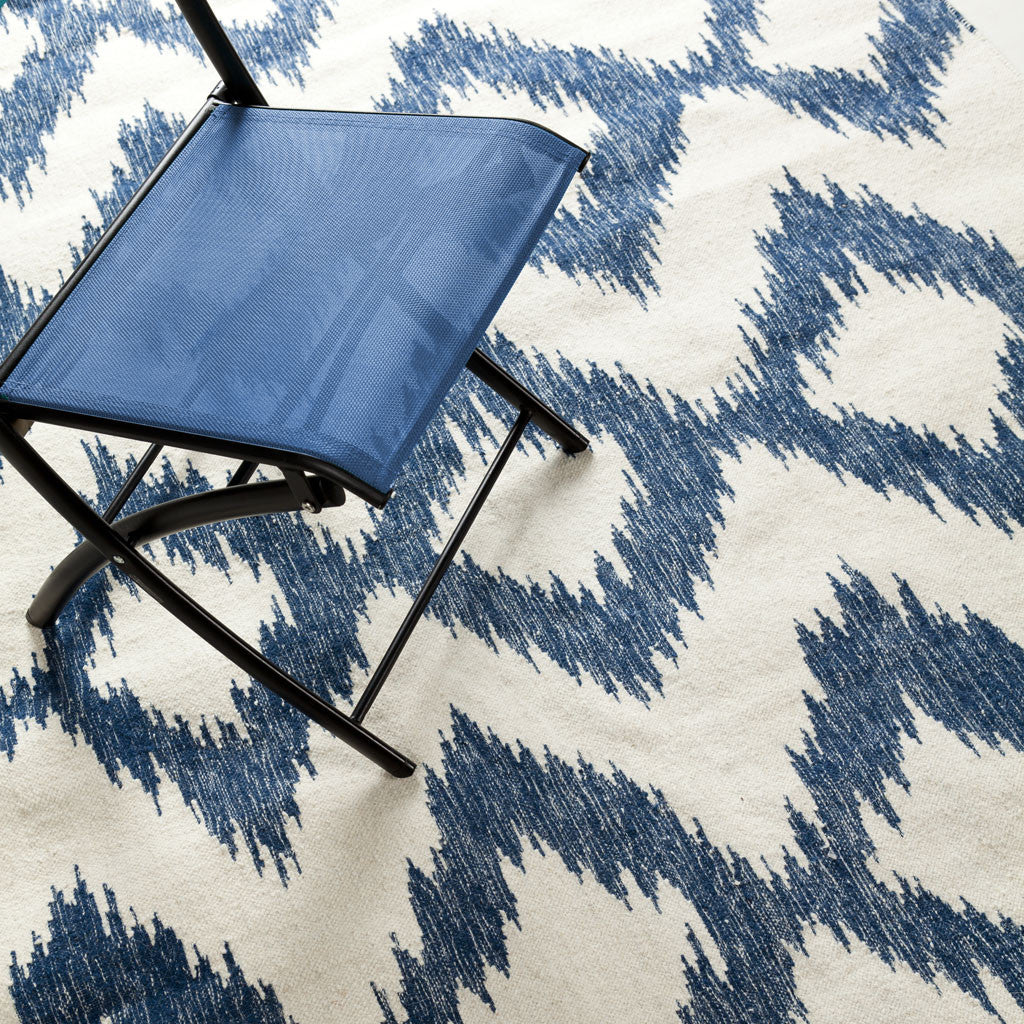 Frontier Ikat Navy/Ivory Area Rug