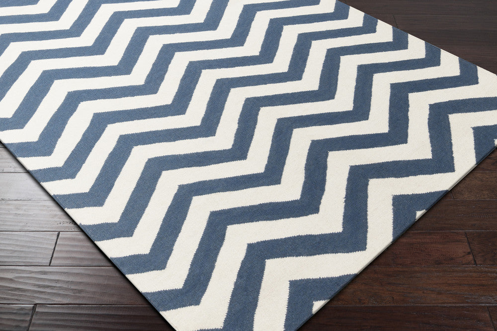 Frontier Chevron Navy/Ivory Area Rug