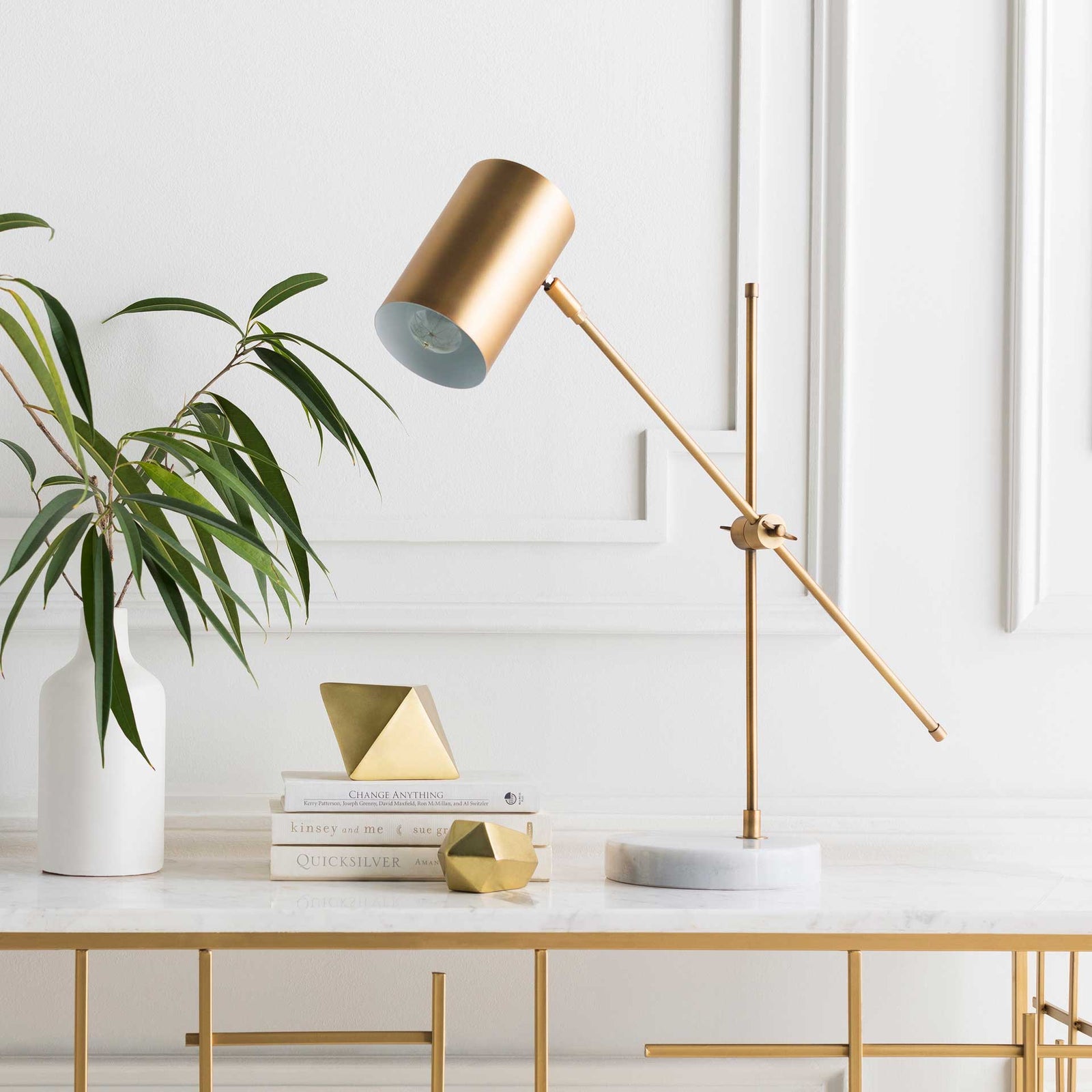 Hunter Table Lamp Brass