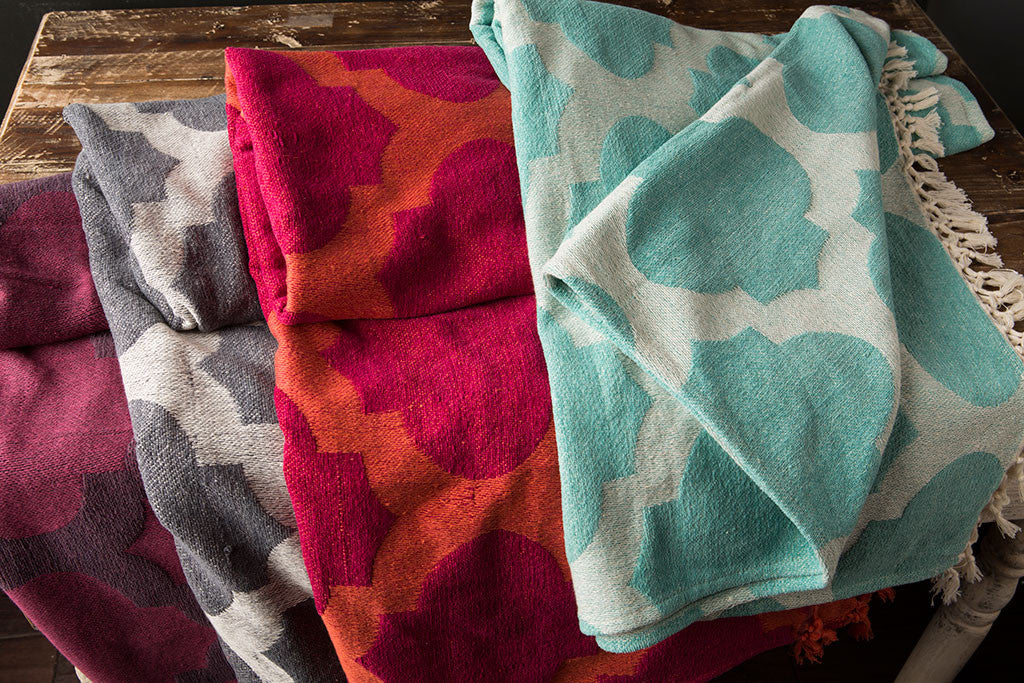 Trellis Geometric Blue Throw