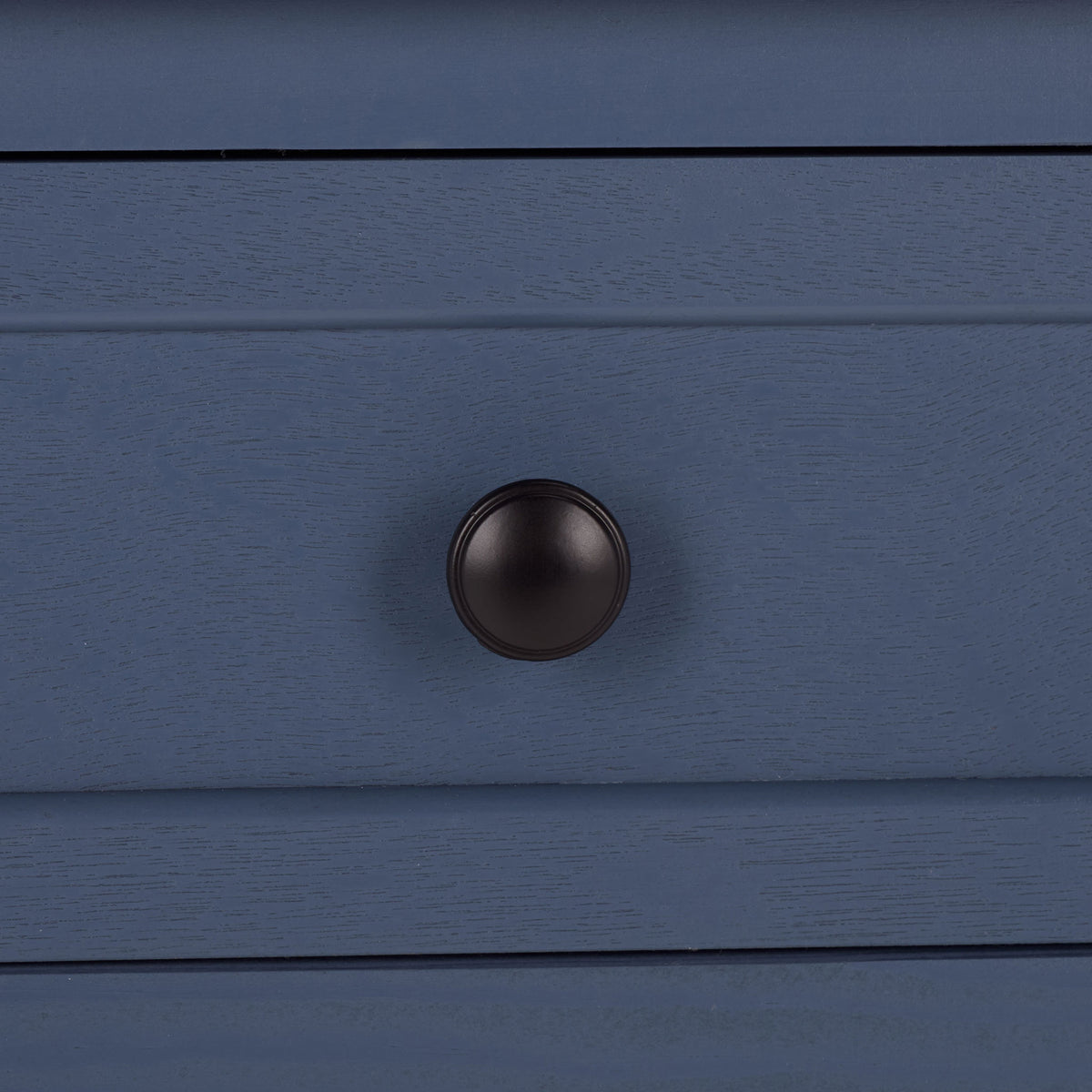 A round dark metal knob accents the blue drawer. || AMH5700K || handle_studio