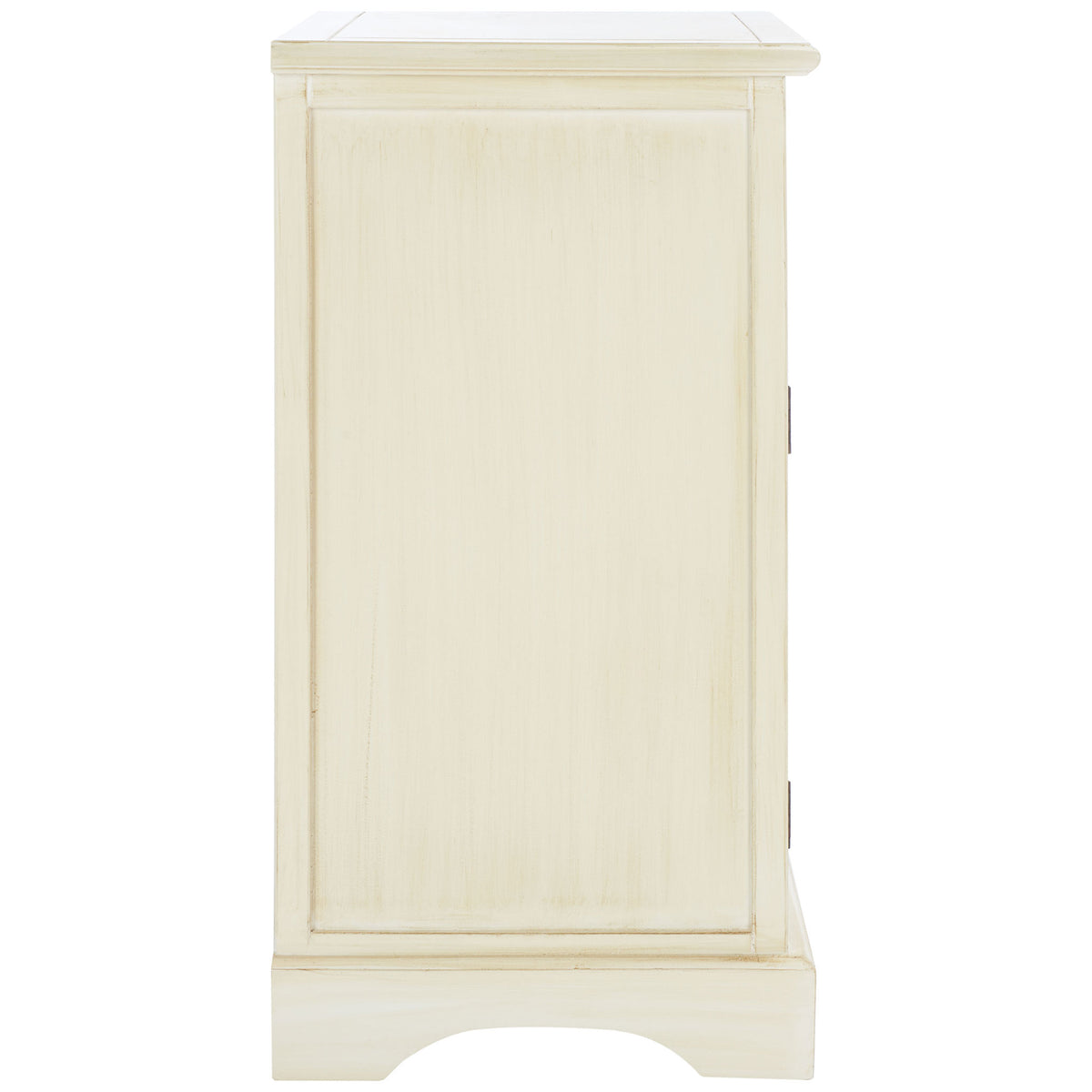 Framed side panel and gently arched base bring classic character to the cream cabinet || AMH6627D || side_studio
