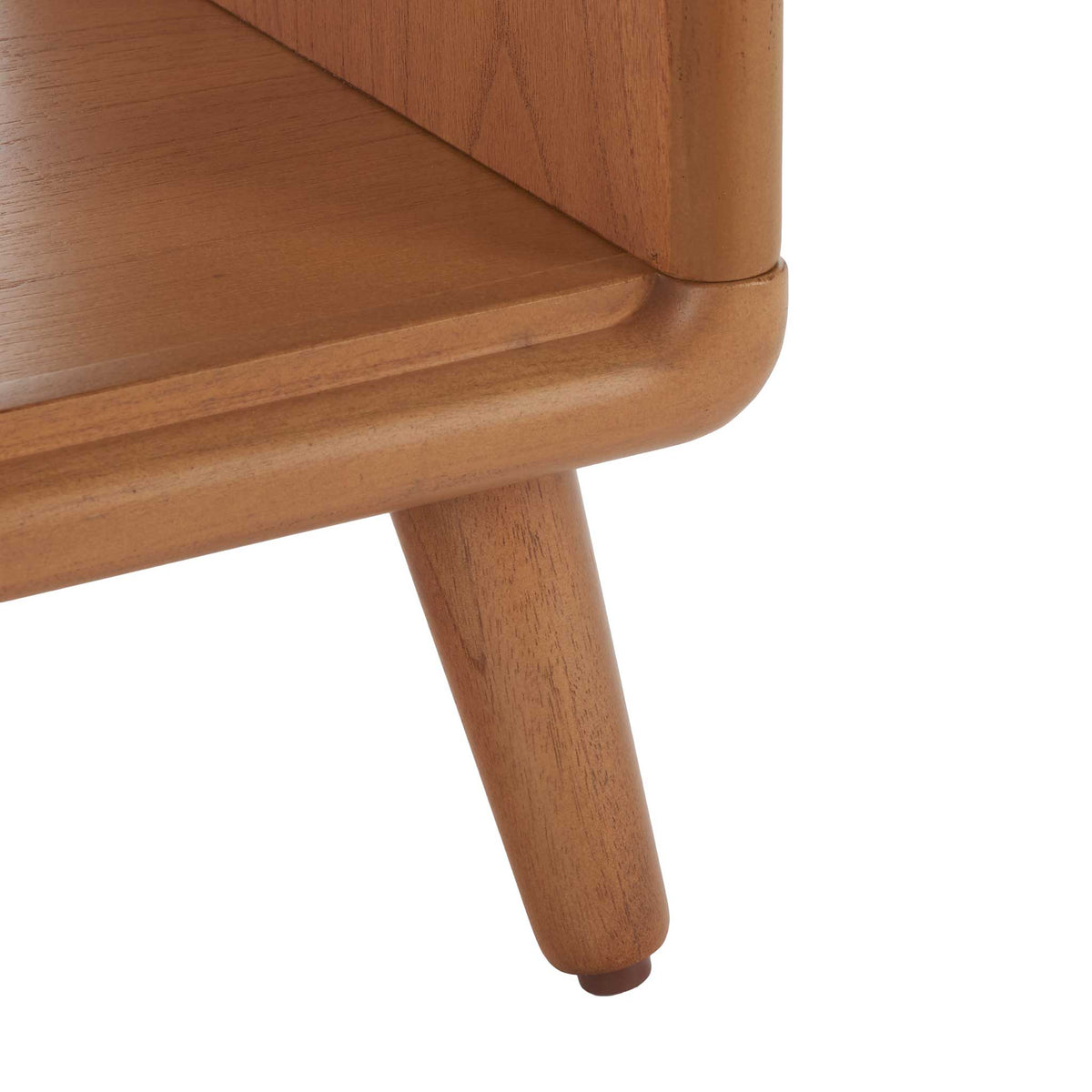 Tapered wooden leg and rounded edge detailing with a smooth, durable finish || BCH5001B || leg_studio
