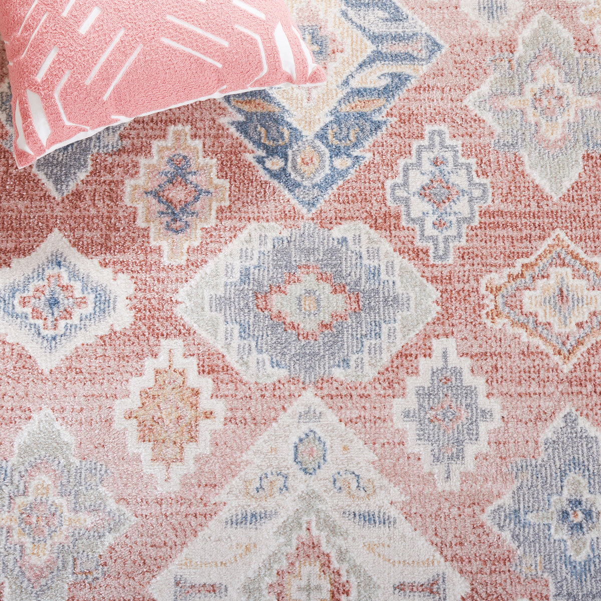 Intricate diamond medallions in layered rose, blue, and ivory tones || BLR218U-5 || detail_room
