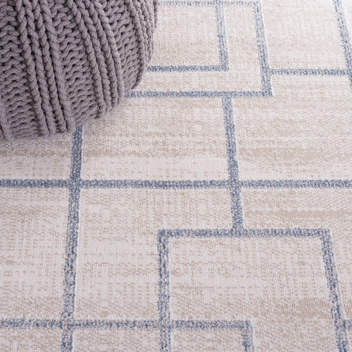 Soft beige and gray geometric pattern with subtle tonal variation || BLR238B-5 || detail_room