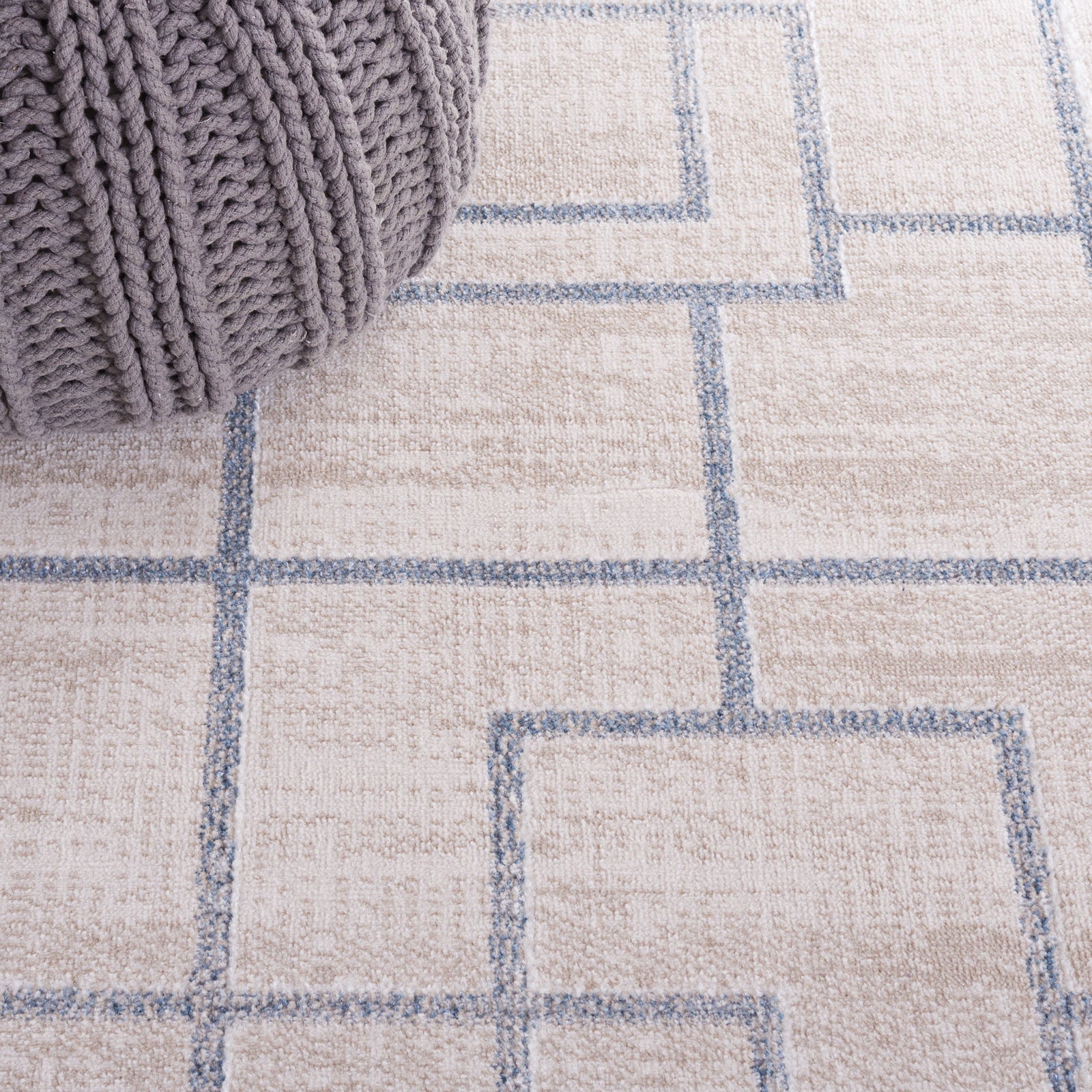 Soft beige and gray geometric pattern with subtle tonal variation || BLR238B-5 || detail_room