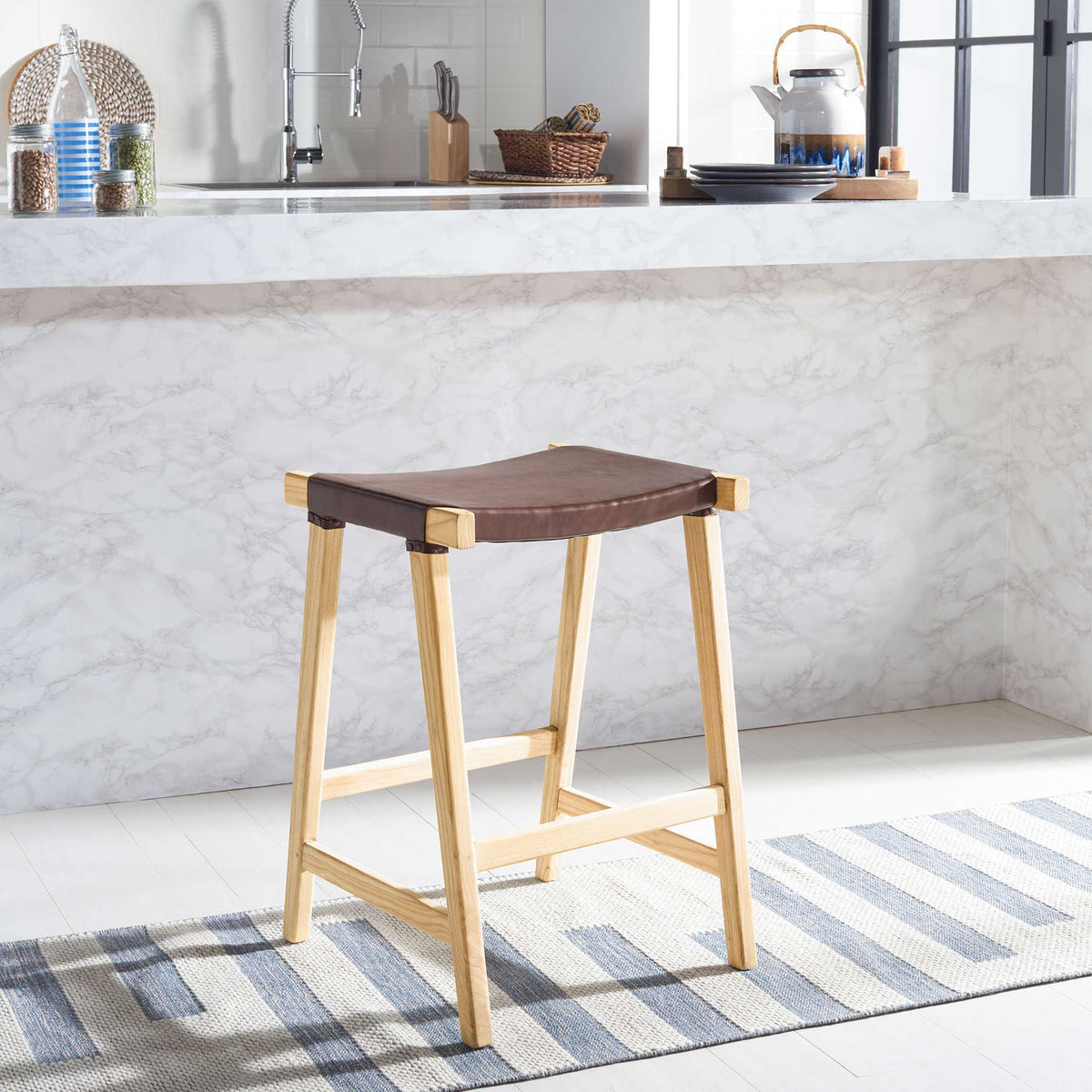 Aali Rectangle Bar Stool Cognac/Natural