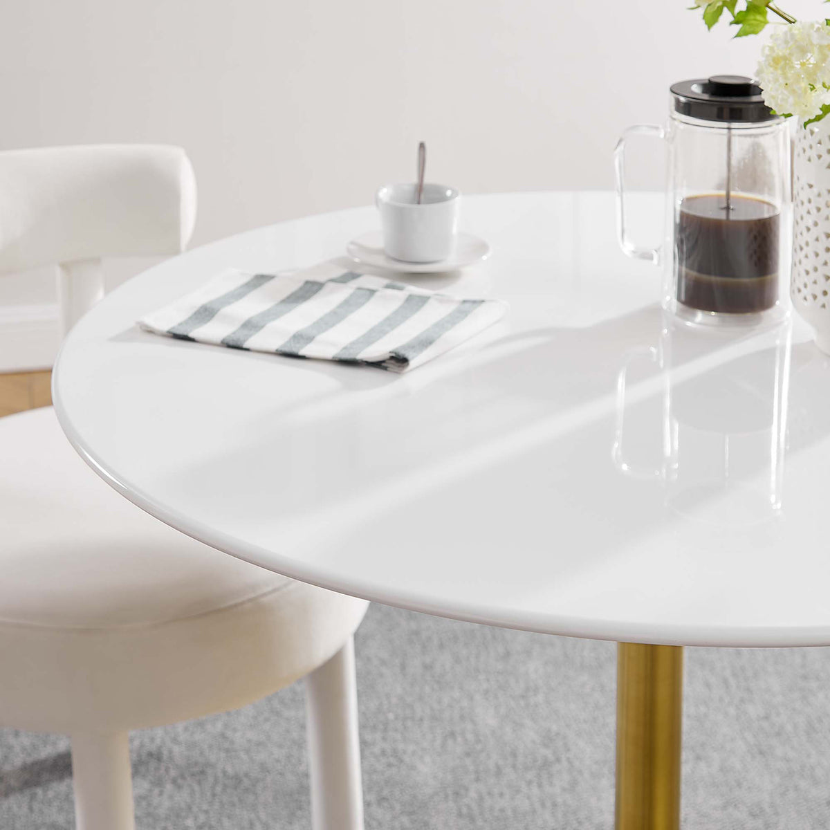 Lore Round Dining Table Gold/White