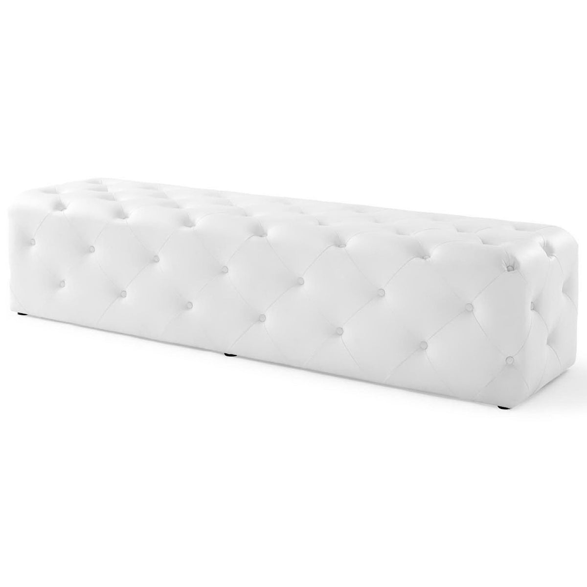 Sculpted corners and seamless upholstery underscore the bench's modern appeal || EEI-3771-WHI || front_angle_studio