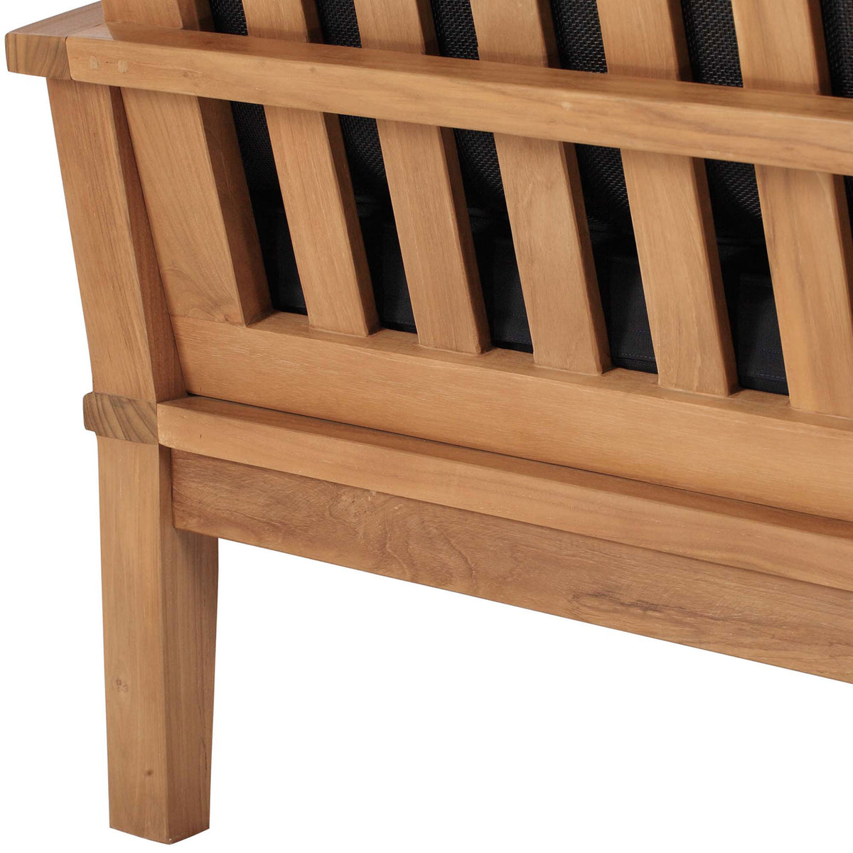 Sturdy teak legs and slatted base detail emphasize the sofa's strong, weather-ready construction || EEI-4176-NAT-NAV || leg_studio
