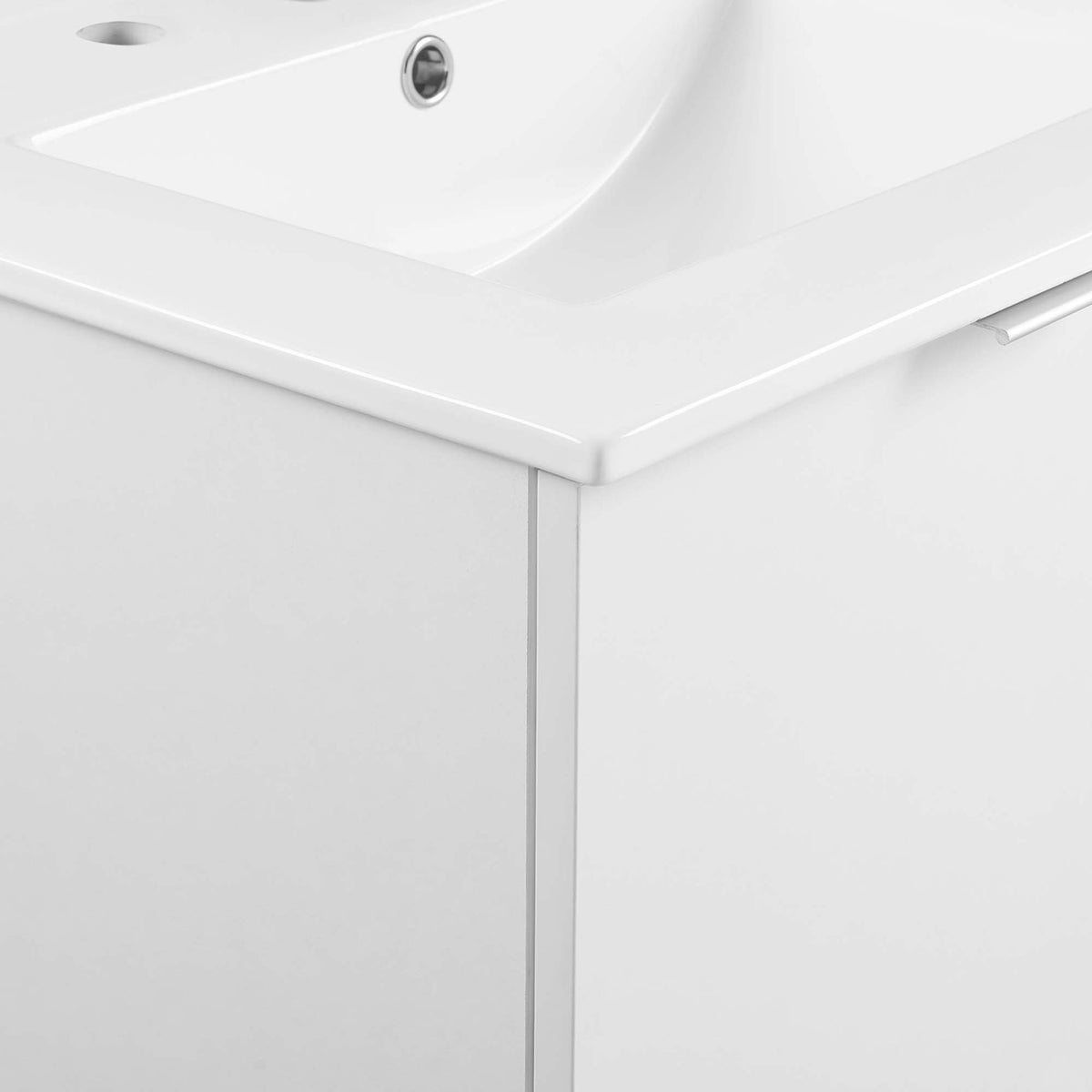 L-shaped metal pulls and smooth, easy-clean finish add a refined touch || EEI-5379-WHI-WHI || detail_studio