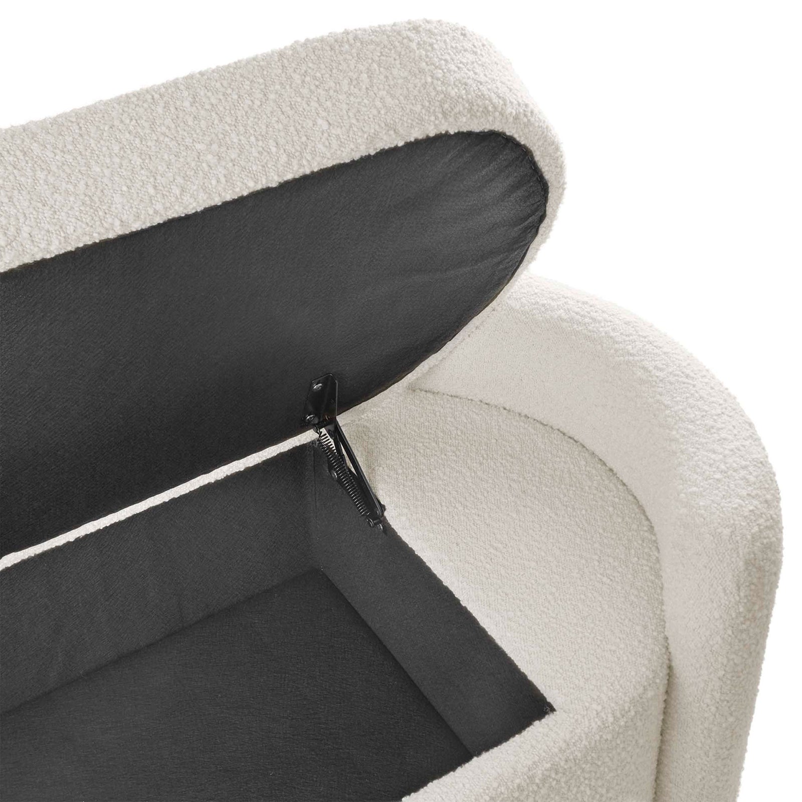 Close-up of hinged lid and roomy interior with neatly finished lining || EEI-6056-IVO || detail_studio