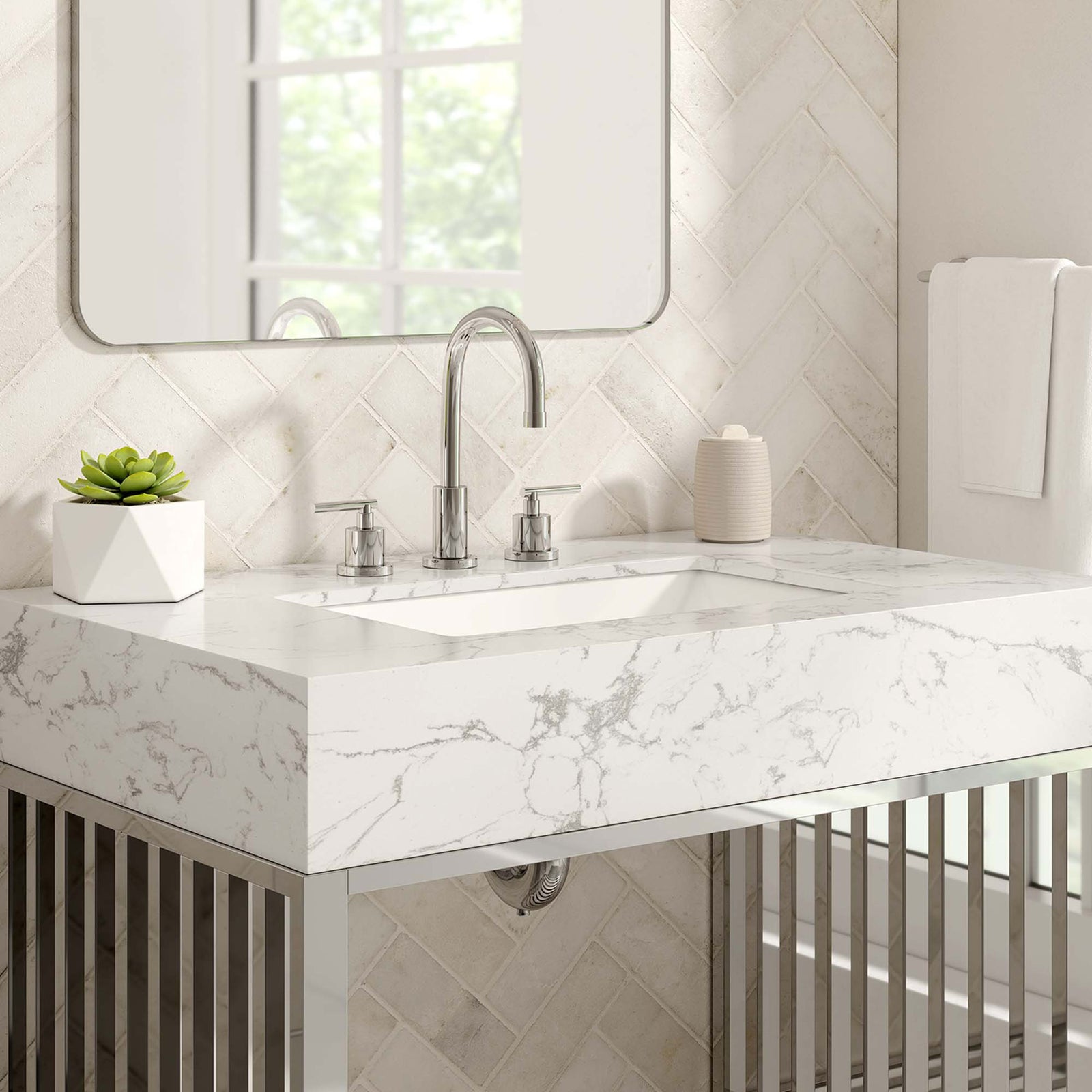 Marble-look surface pairs with sleek hardware for a luxe finish || EEI-6107-WHI-SLV || detail_room