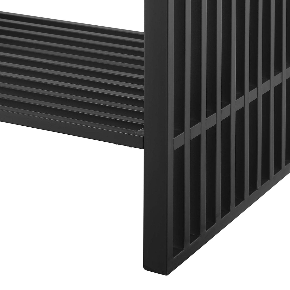 Matte black corner post with slatted shelf detail || EEI-6108-WHI-BLK || leg_studio