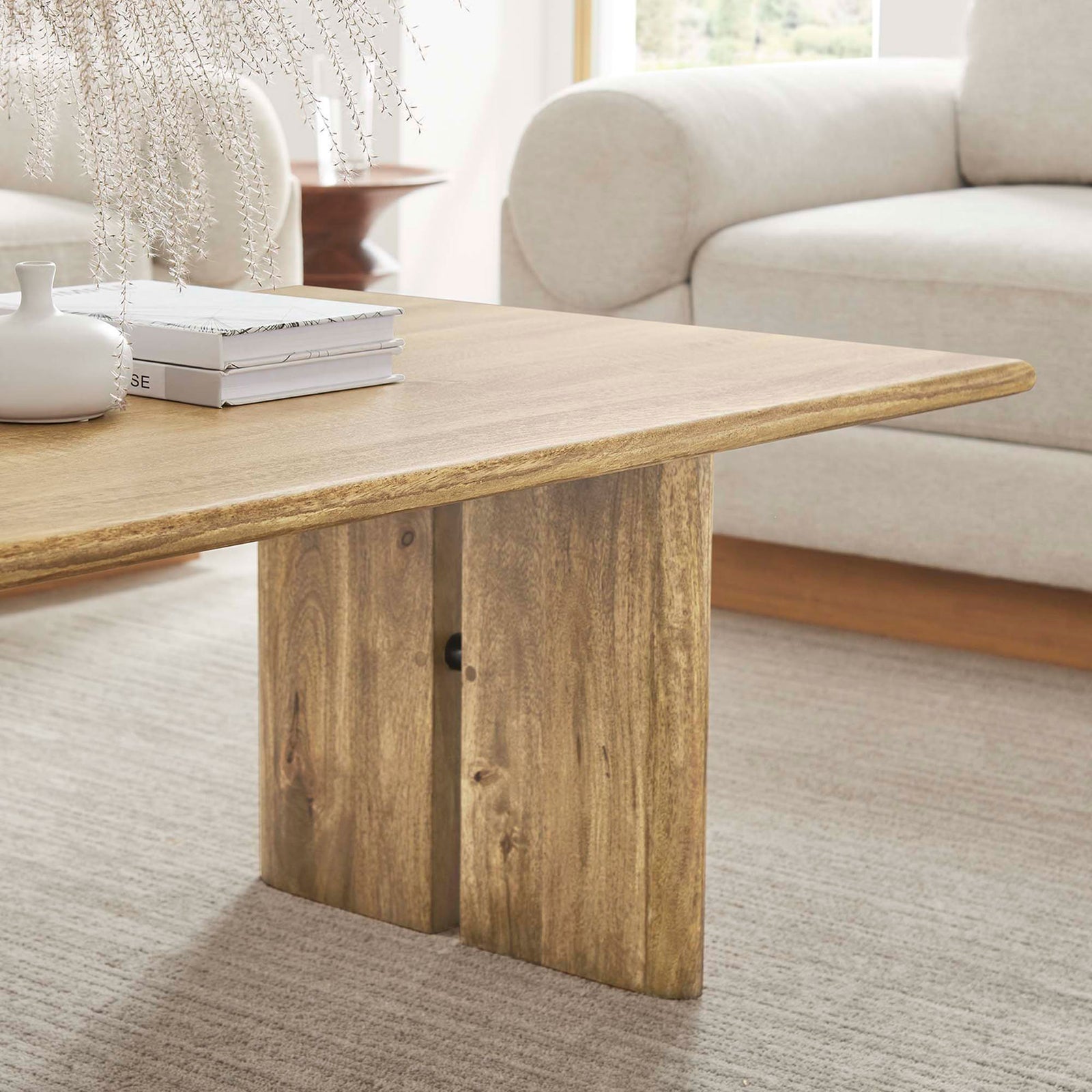 Organic wood texture and rounded edge bring warmth to modern living spaces || EEI-6341-OAK || detail_room