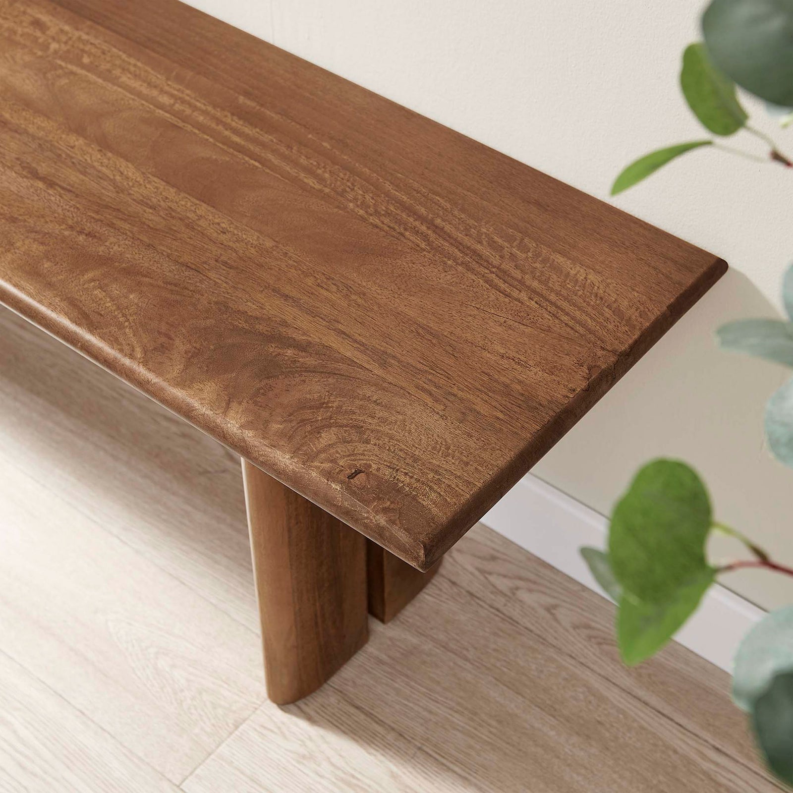 Satin-smooth finish and softly rounded edge invite everyday use. || EEI-6344-WAL || detail_room