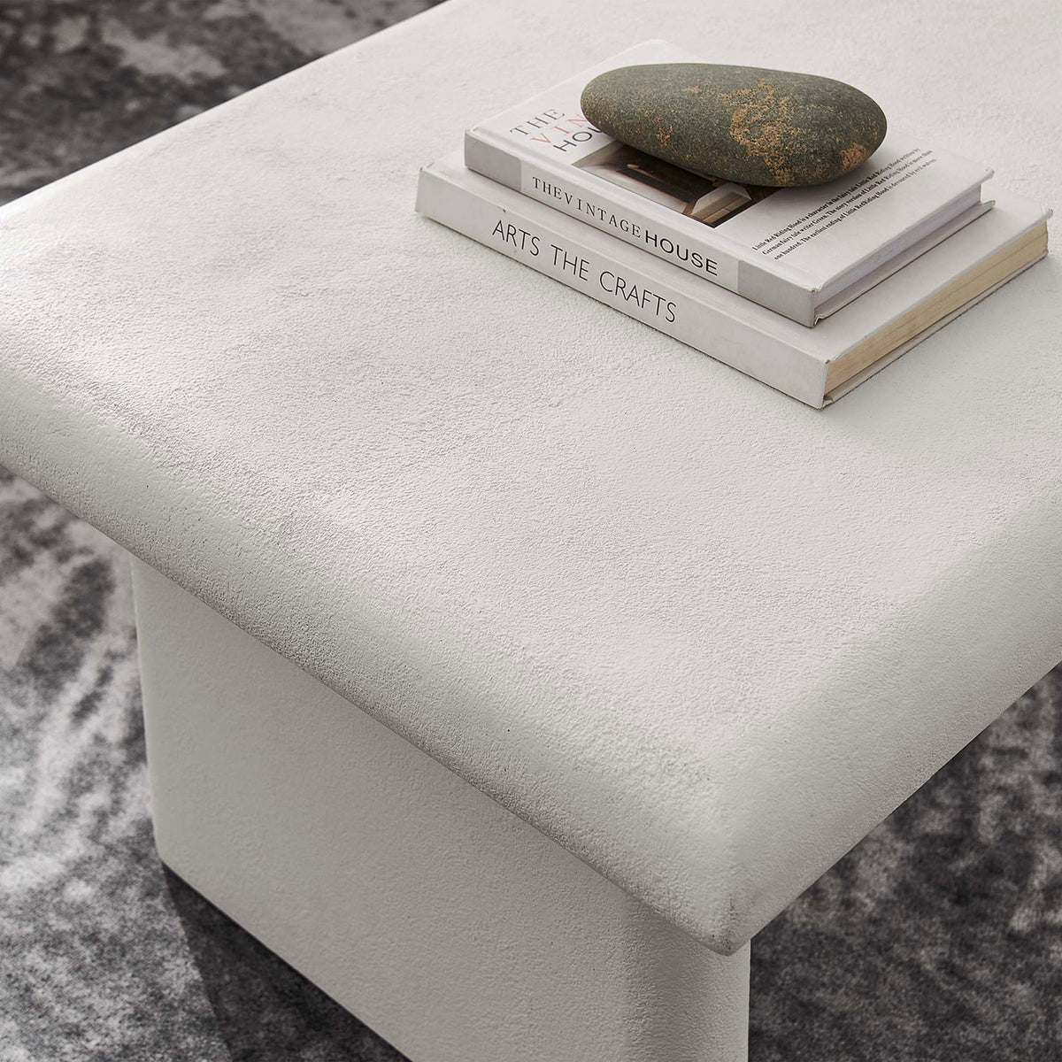 Smooth bullnose corner and matte texture pair effortlessly with books and decor. || EEI-6578-WHI || detail_room