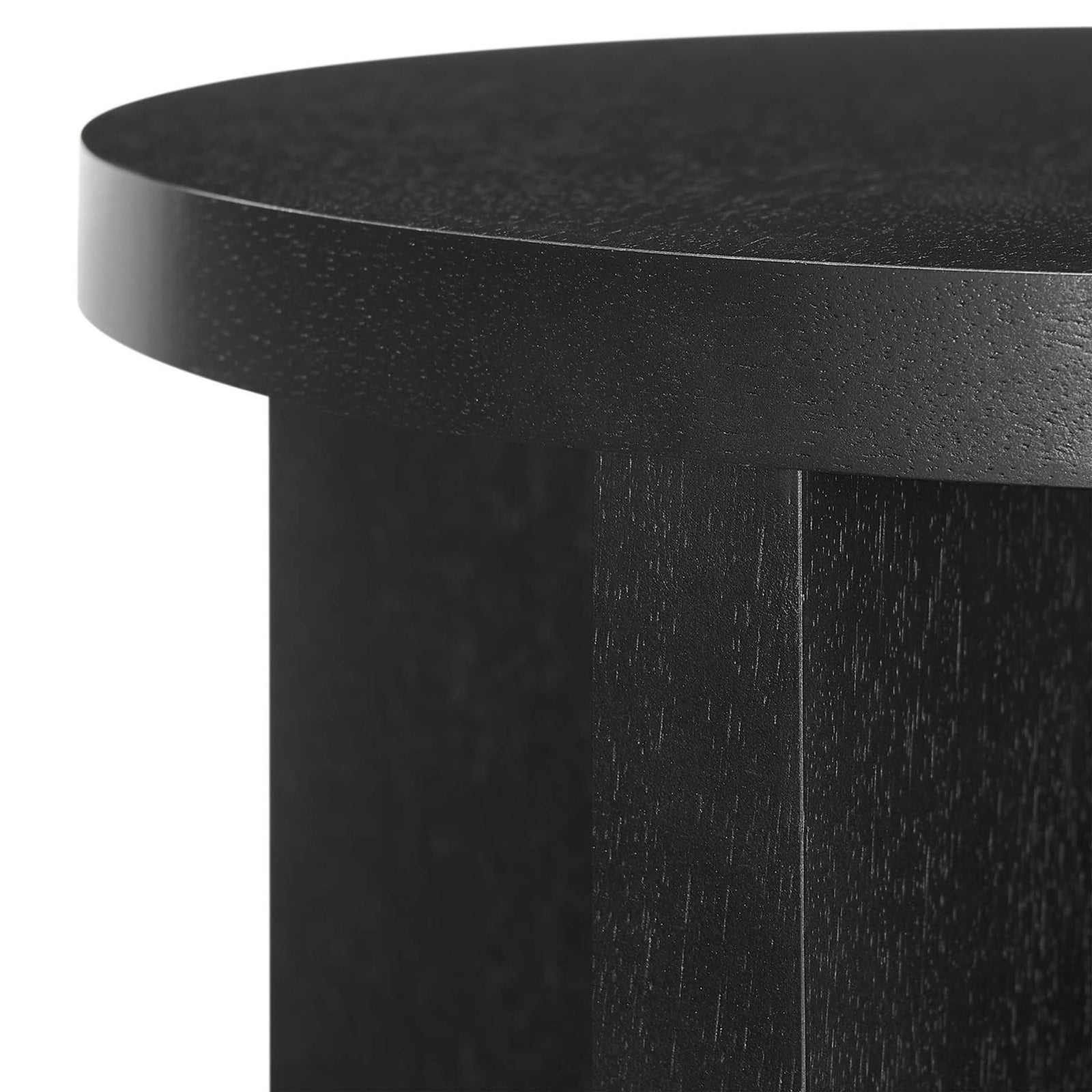 Beveled edge and natural texture of the black mango wood side table for a refined tactile feel || EEI-6579-BLK || detail_studio
