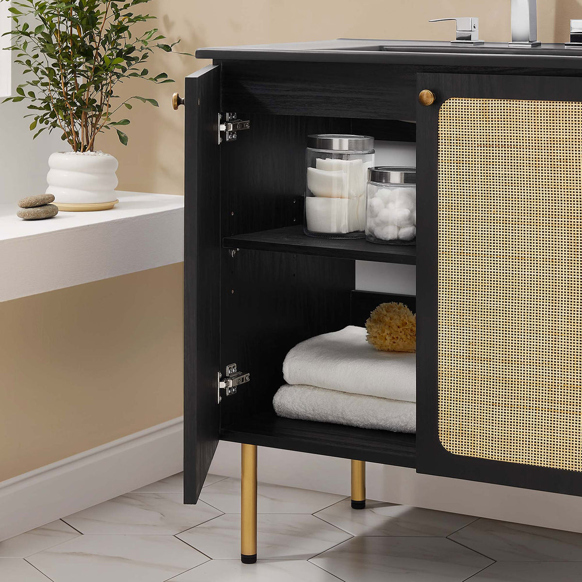 Roomy interior with an adjustable shelf stores towels and bath essentials || EEI-6696-BLK-BLK || storage_open_room