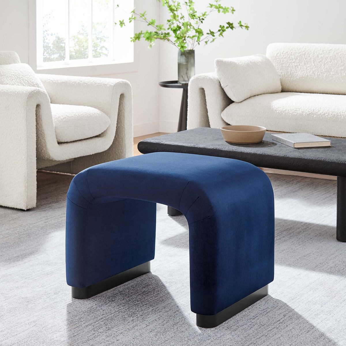Versatile velvet stool adds a bold midnight blue accent to modern living spaces || EEI-6733-BLK-MID || front_angle_room