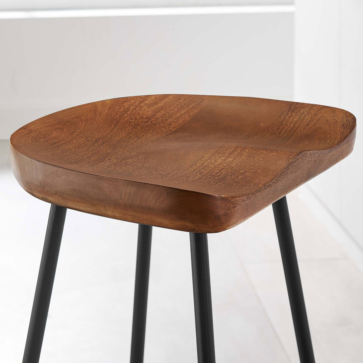 Walnut mango wood seat shows smooth curves and grain that elevate everyday seating || EEI-6741-WAL || detail_room