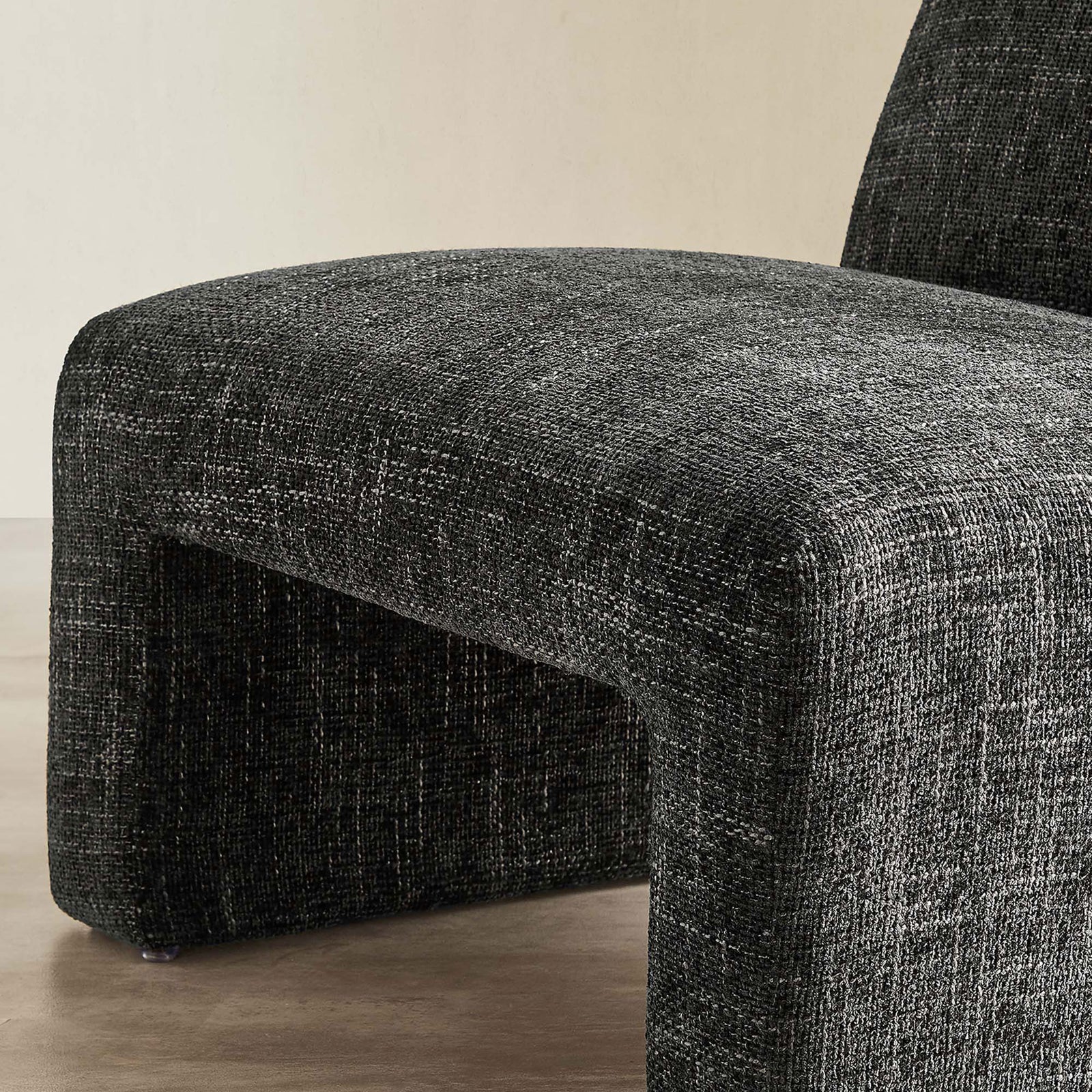 Richly textured chenille and curved edges bring cozy, tactile appeal to your space || EEI-6765-CAR || detail_room