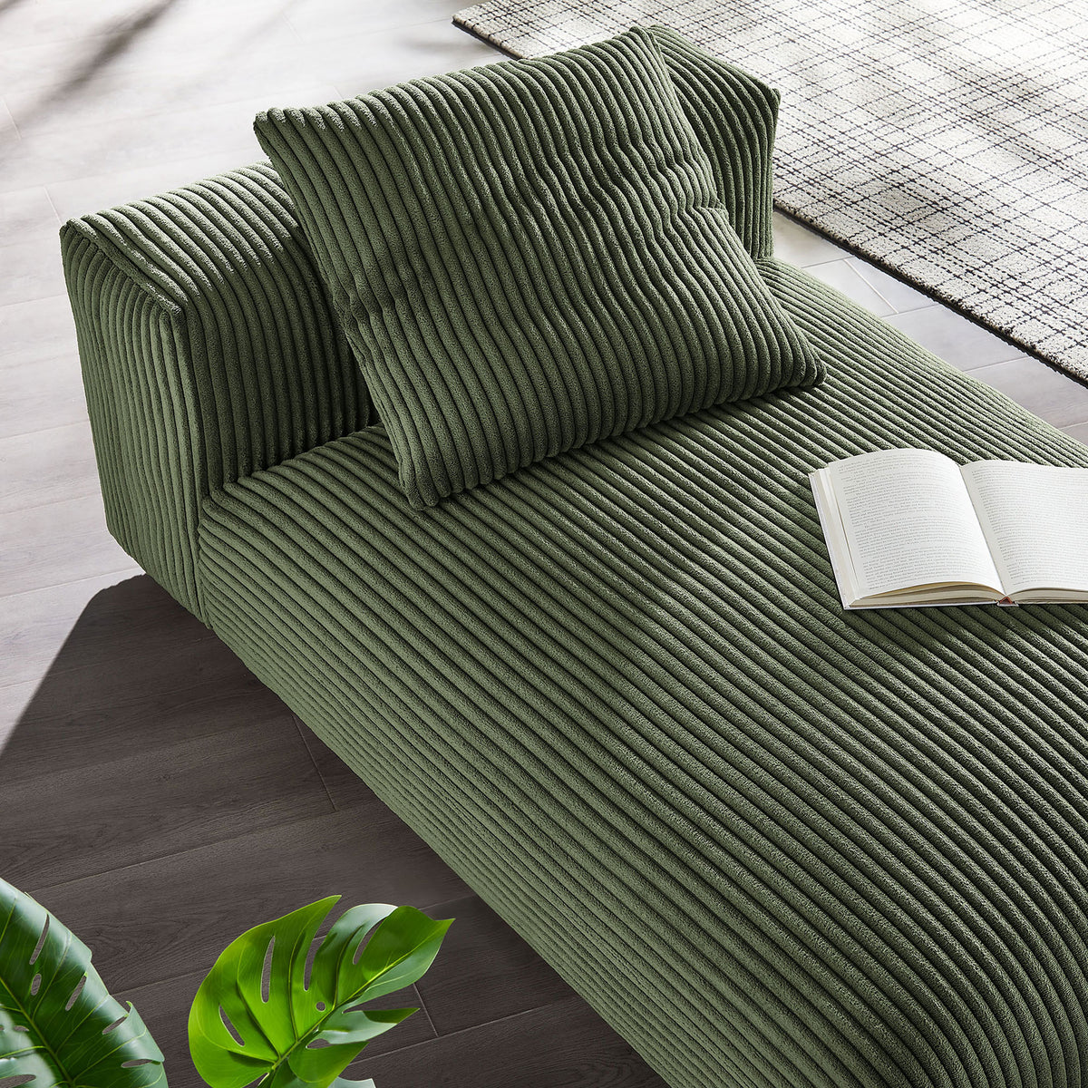 Relax-ready chaise adds cozy texture and comfort with a deep seat and square pillow || EEI-6886-FRN || detail_room