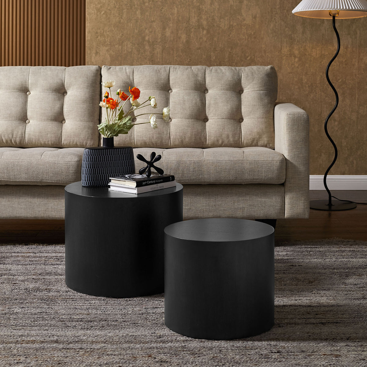 Modern black nesting coffee tables deliver bold, minimalist curves and everyday versatility || EEI-6893-BLK || front_angle_room