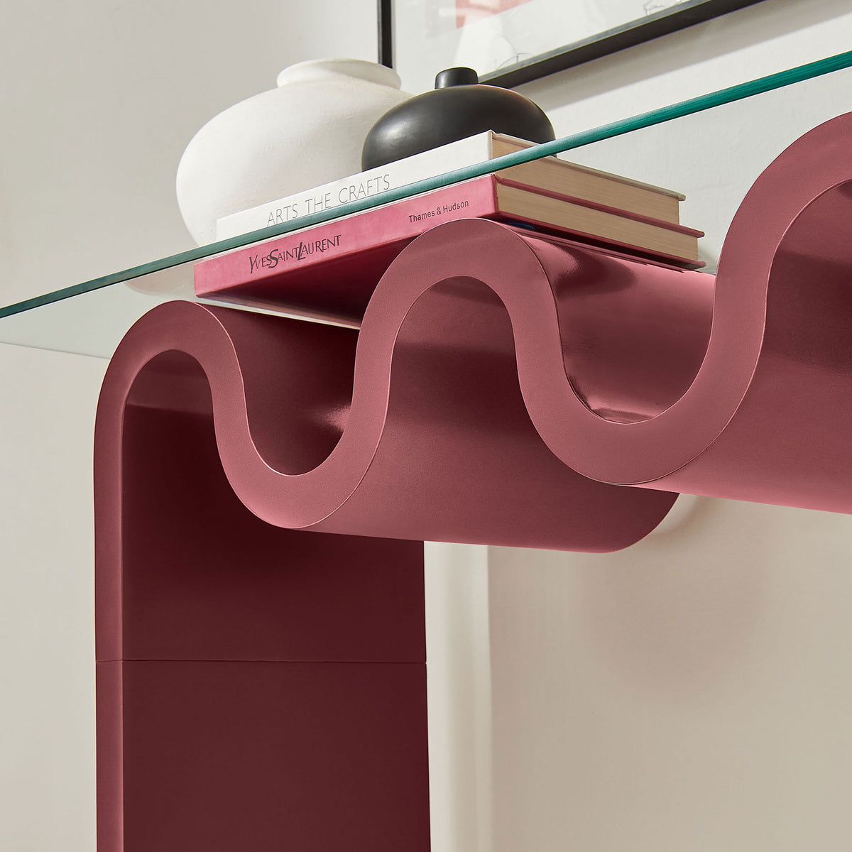 Rich spiced apple finish pairs with clear glass for a statement accent in modern spaces || EEI-6901-SPA || detail_room