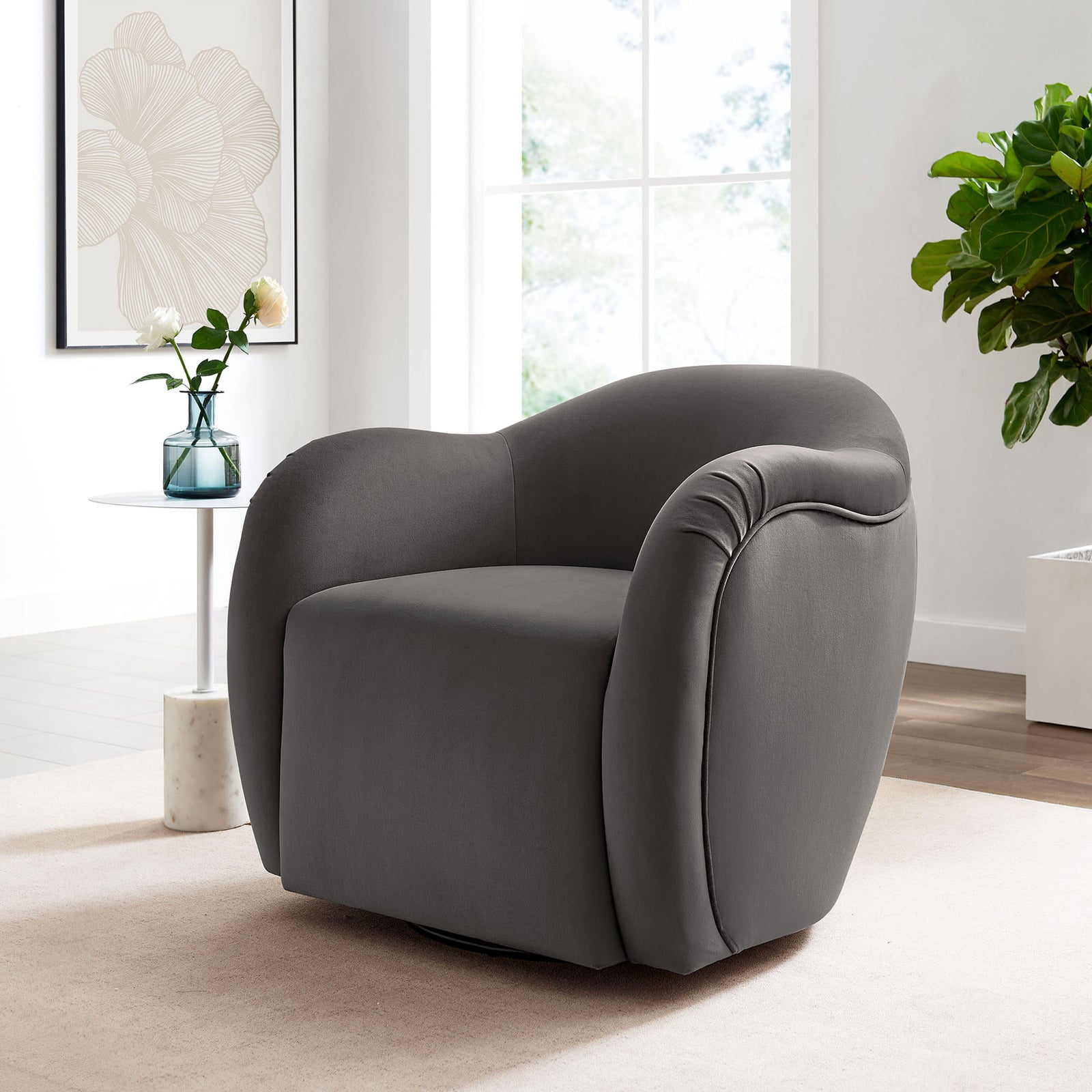 Elevates any room with its curved profile and soft storm gray velvet seat || EEI-6959-STG || front_angle_room