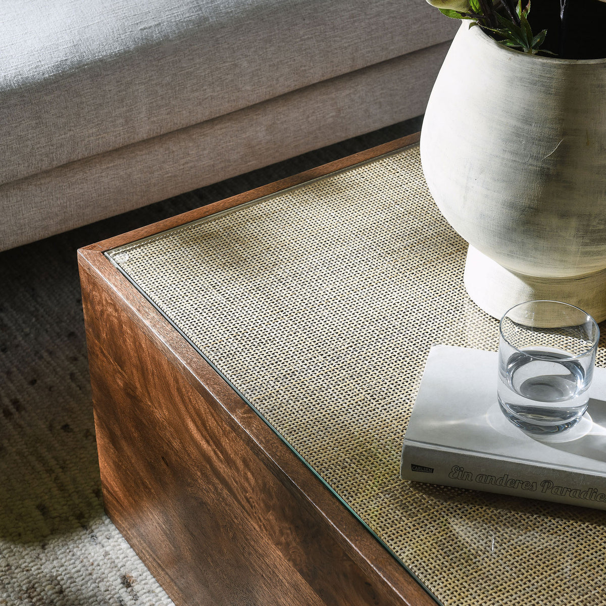 Glass-topped cane weave brings organic texture and warmth to contemporary decor || EEI-7086-WAL || detail_room