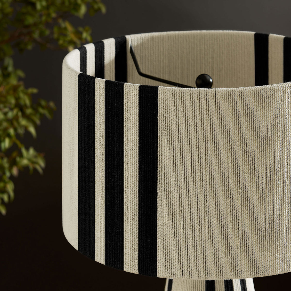Textured black striped lamp shade adds crisp pattern in a warm, modern living room scene. || EEI-7262-BLK || shade_room