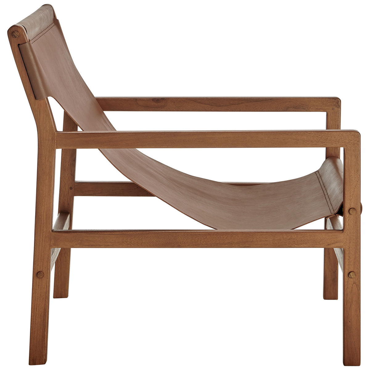 Relaxed, low-slung leather seat with wide squared arms on a solid teak frame || EEI-7324-NUT || side_studio