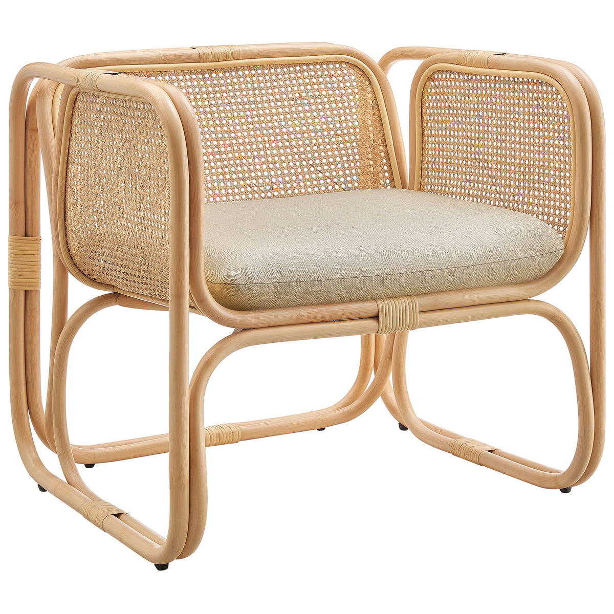 Open-weave rattan sides and rounded rails create a light, sculptural silhouette with inviting comfort || EEI-7365-NAT || front_angle_studio