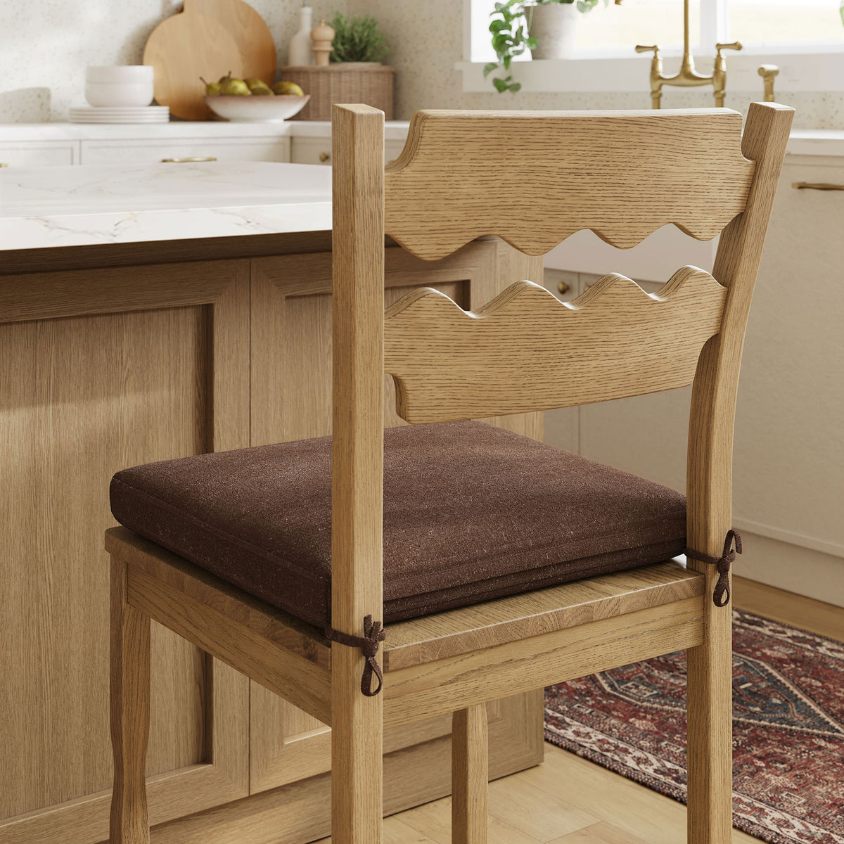 Tie-on cushion and oak grain details bring crafted texture to everyday spaces || EEI-7518-WOA-COA || detail_room
