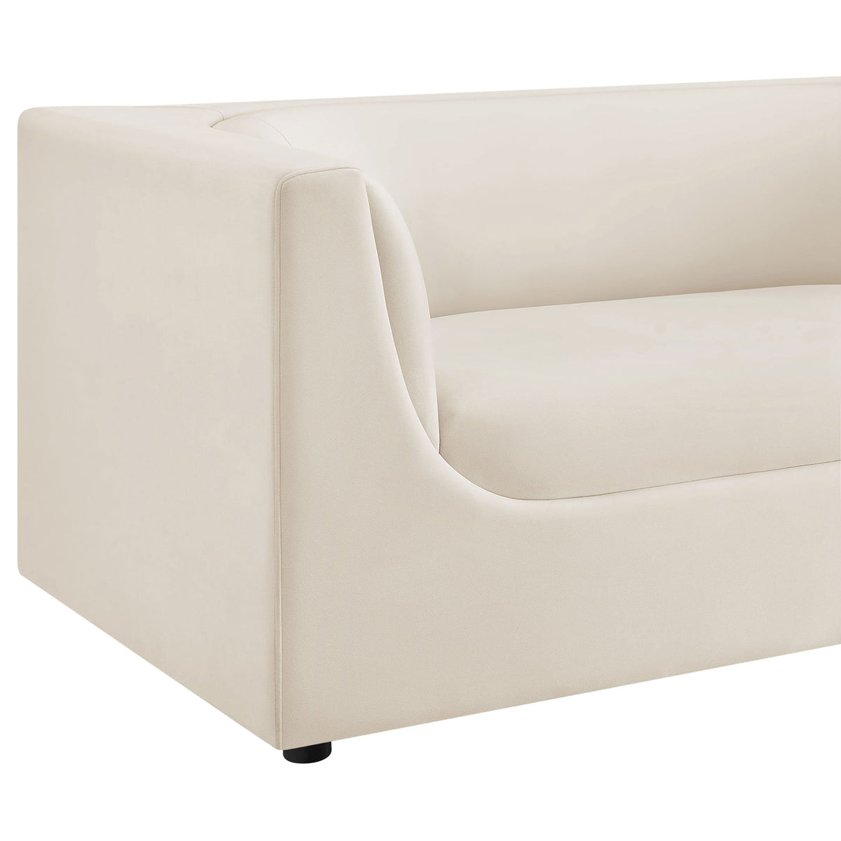 Curved arm of the Hilda loveseat highlighting the smooth performance velvet and tailored seams || EEI-7565-ALA || detail_studio