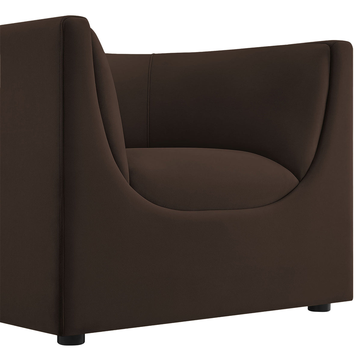 Soft-touch performance velvet and tailored seams deliver an elevated, polished look || EEI-7566-CHB || detail_studio