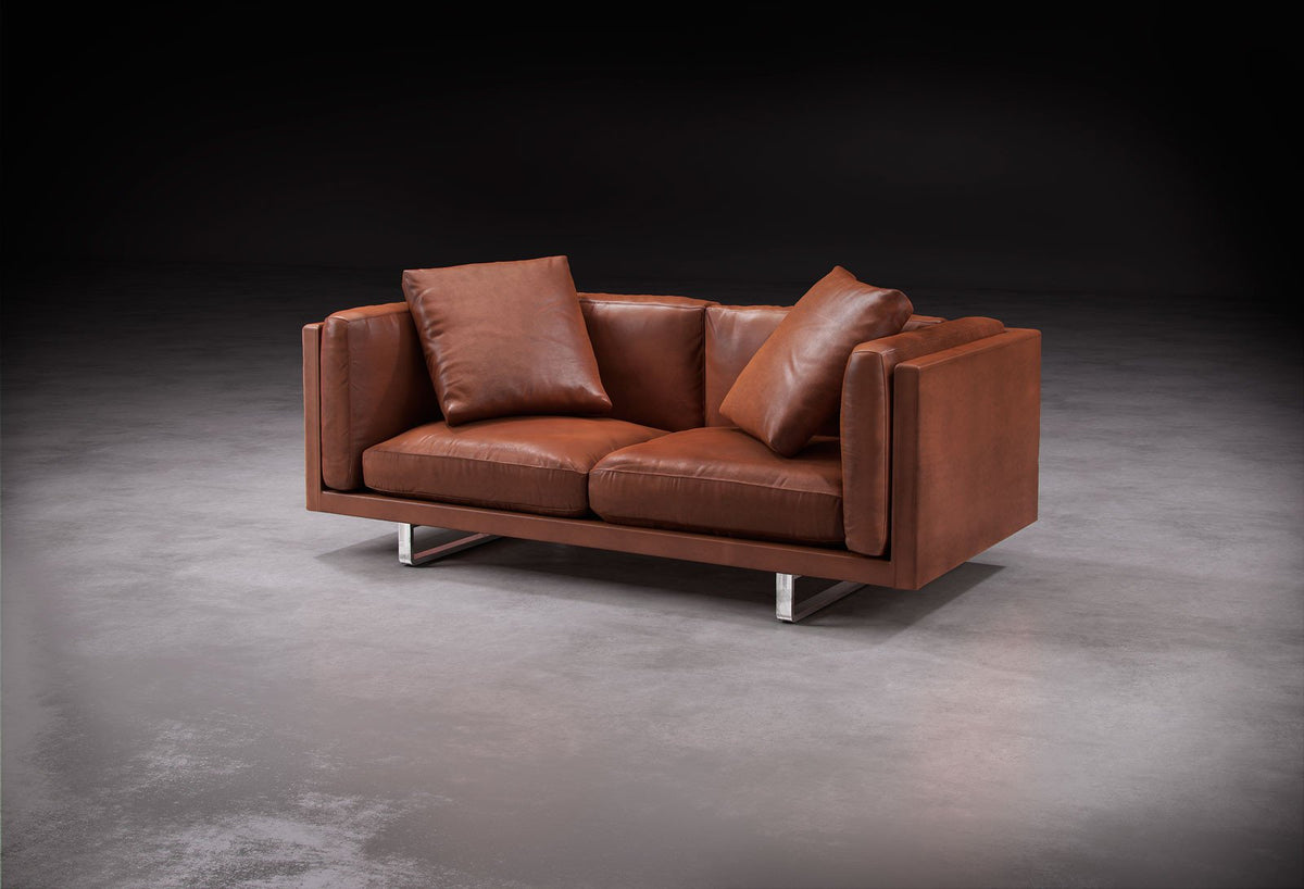 Fulton Loveseat Lion