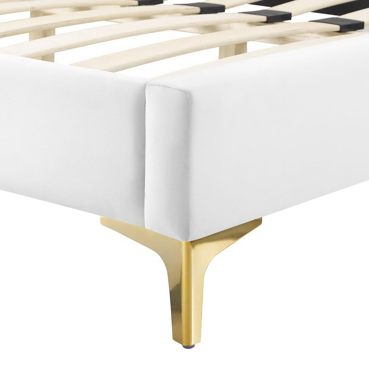 Polished gold leg and neatly tailored velvet corner add modern glam detail. || MOD-6595-WHI || leg_studio