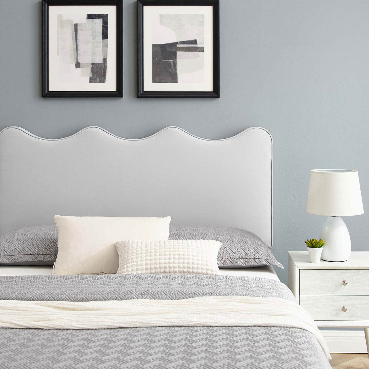Soft light gray velvet pairs with gentle wave contours for a calming bedroom scene || MOD-6735-LGR || detail_room