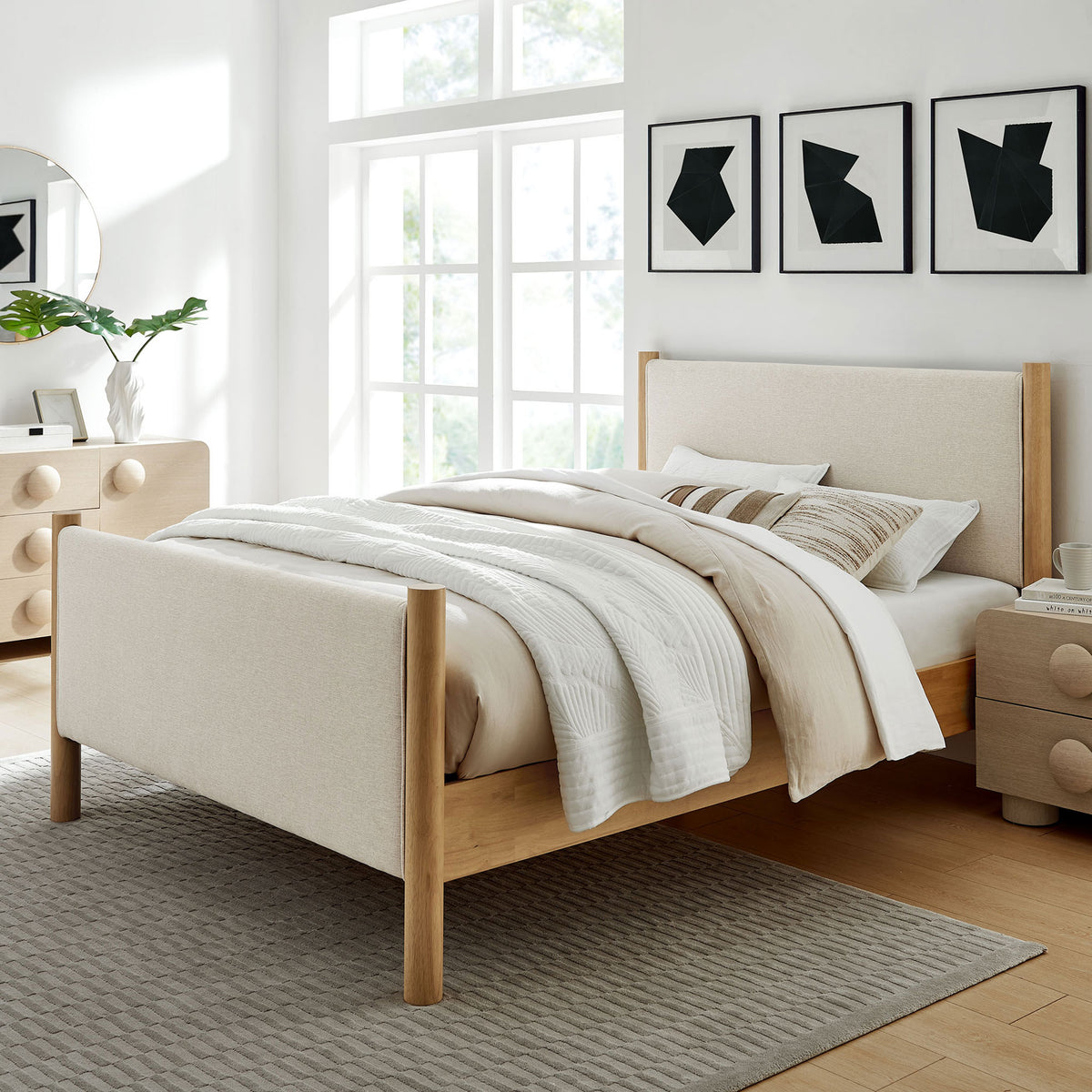 Inviting bedroom scene featuring the ivory platform bed with rounded oak posts and cozy layers || MOD-7189-HEI-OAK || front_angle_room
