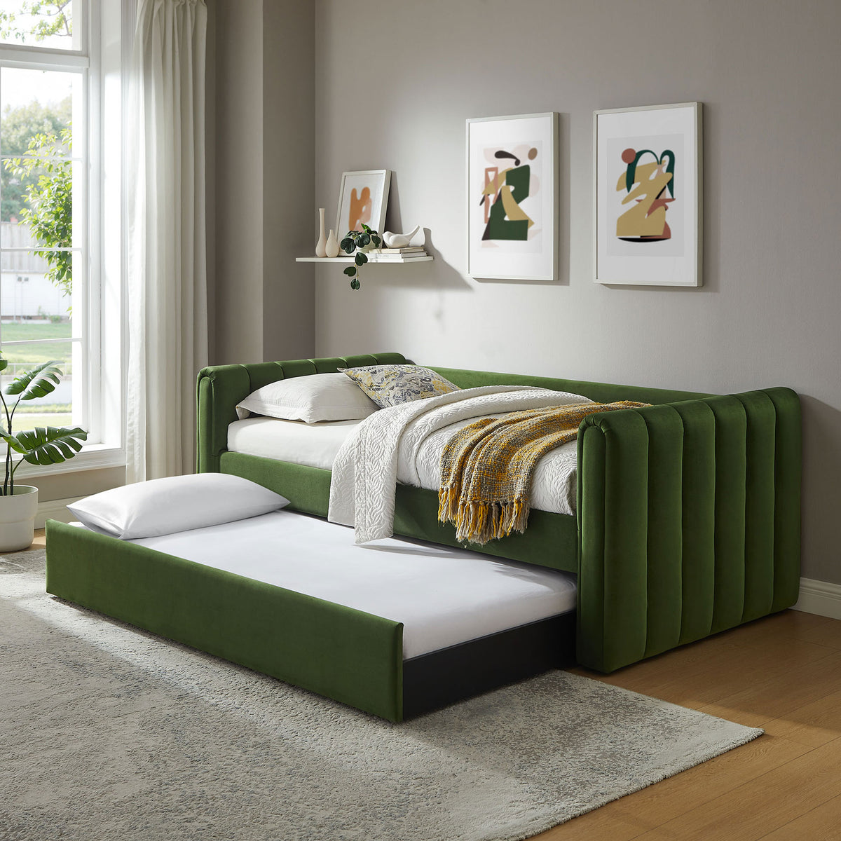 Versatile twin daybed with pull-out trundle creates instant guest sleep space with style. || MOD-7234-MOG || front_angle_open_room