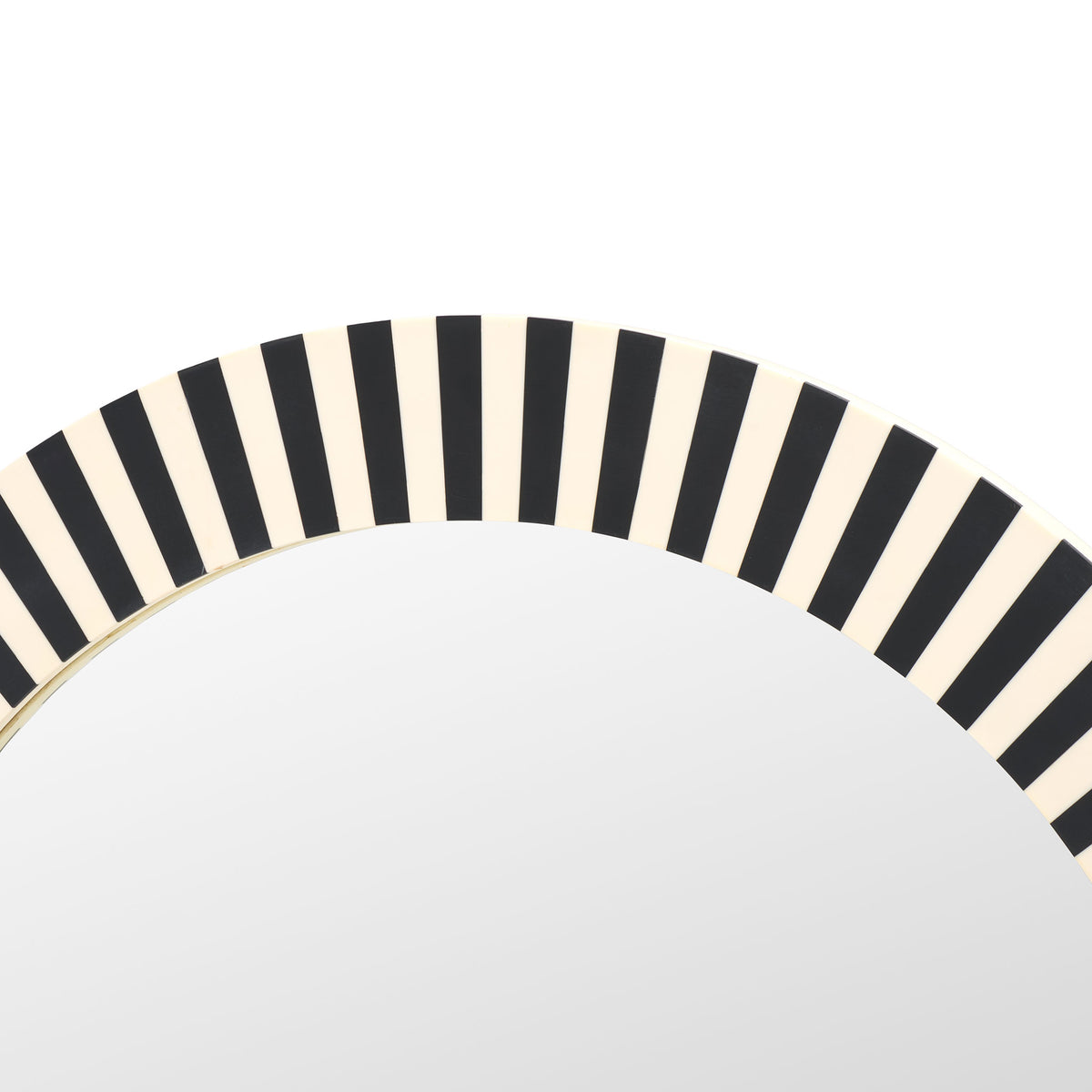 Alternating black and ivory stripes bring crisp contrast to the mirror's round frame || MRR1500A || detail_studio