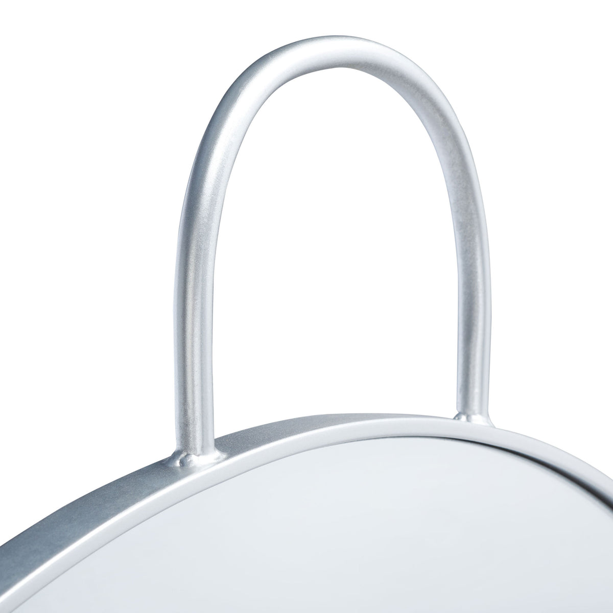 A smooth silver loop rises from the slim metal rim for a refined, sculptural accent || MRR2002B || detail_studio