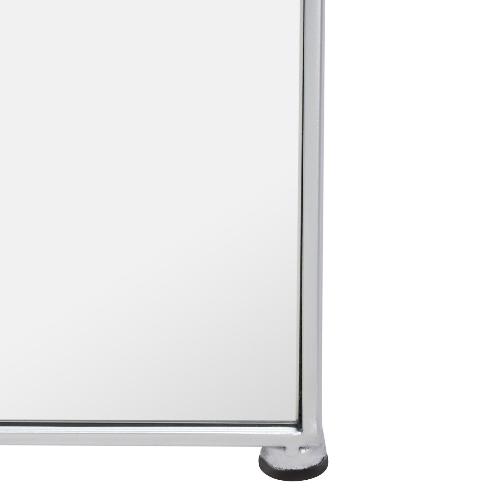 A rounded foot with a dark base supports the sleek silver metal frame || MRR2008B || leg_studio