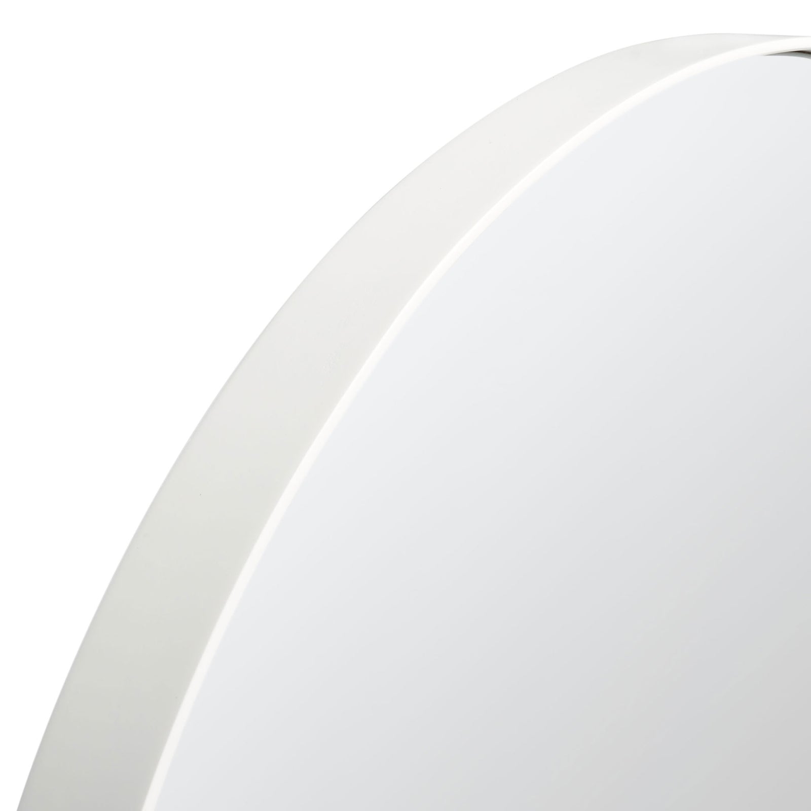 A smooth white metal frame follows the mirror's soft arch for a fresh, minimal outline. || MRR2009B || detail_studio