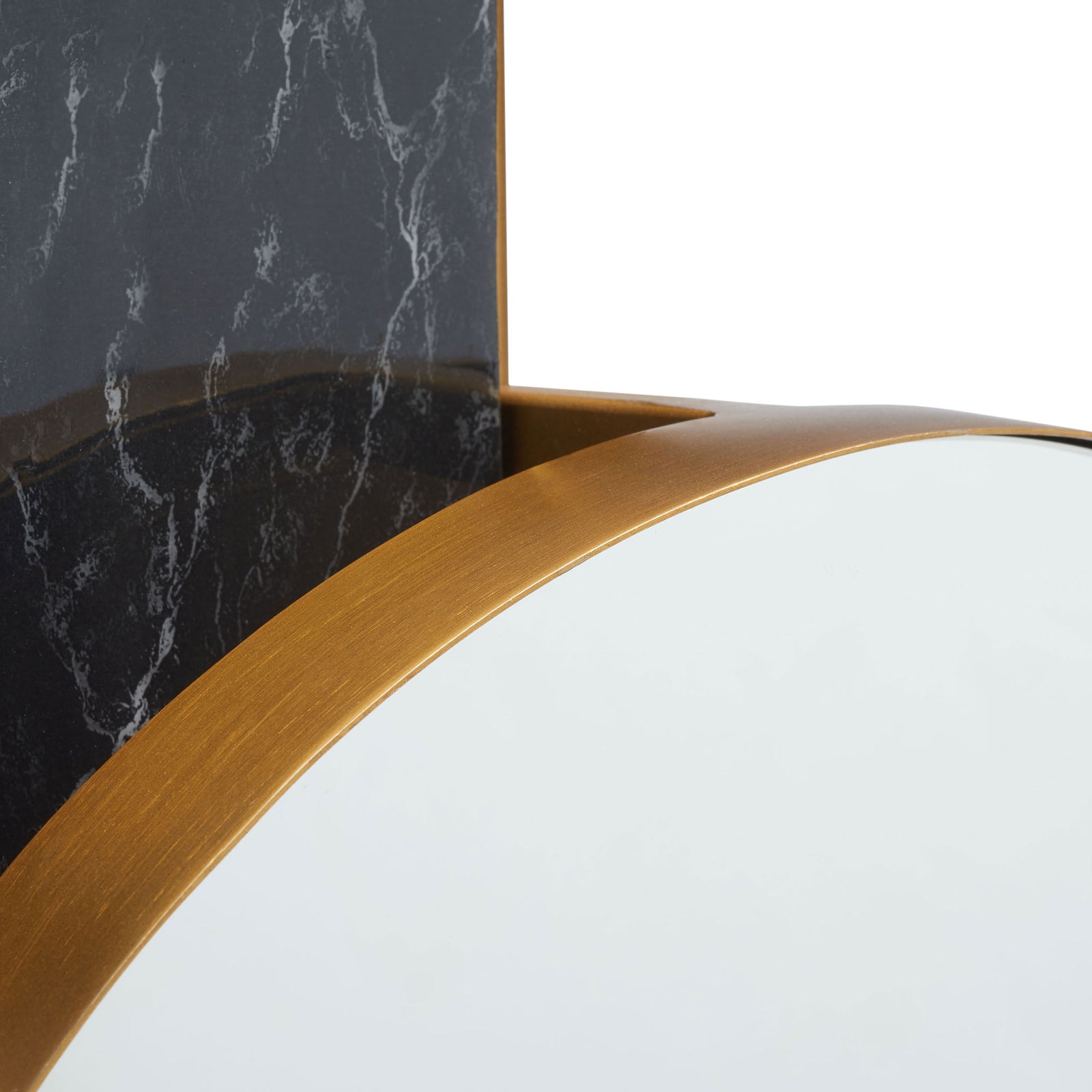 A brushed gold rim curves beside a black marble-look panel with fine white veining. || MRR3047B || detail_studio