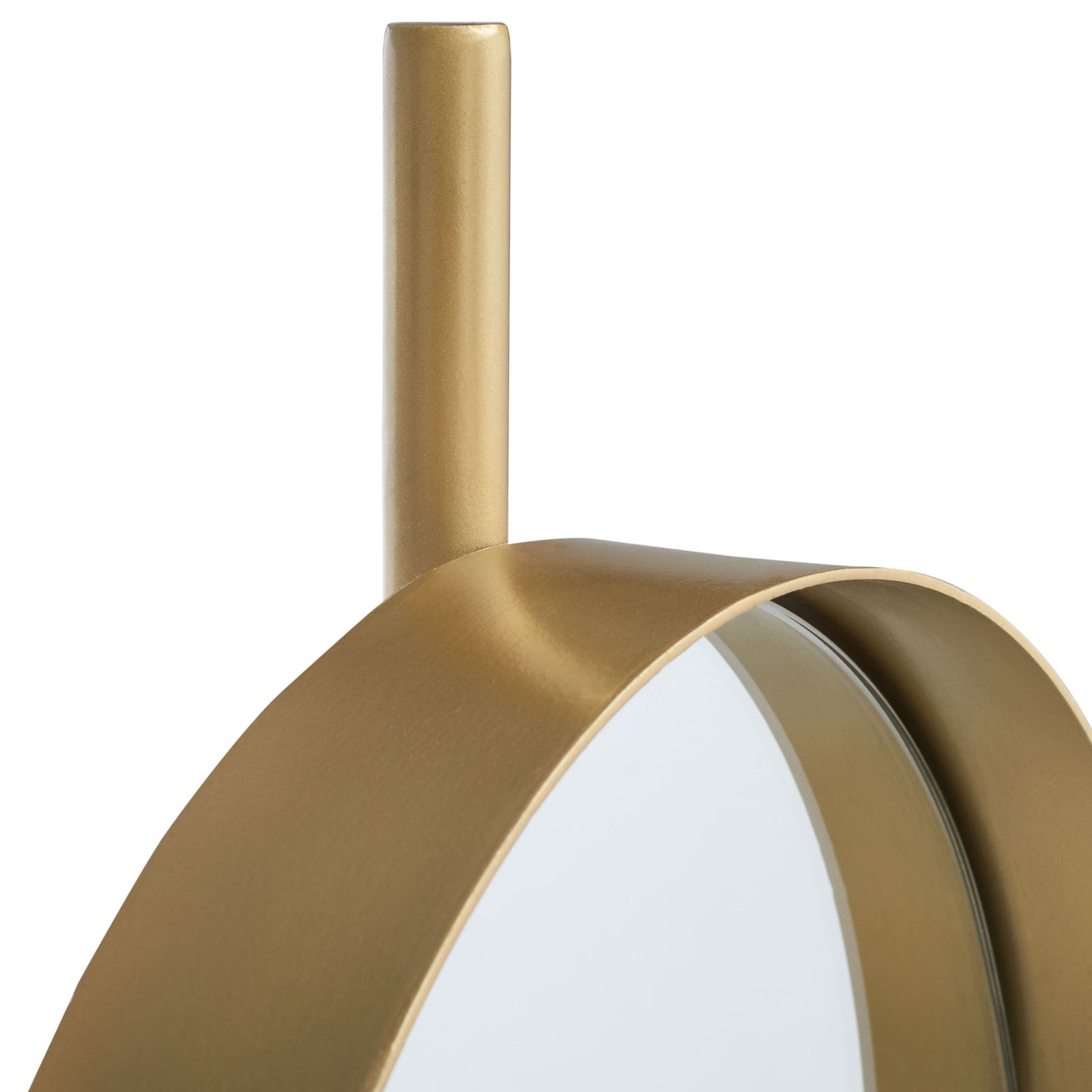 A brass-toned metal band curves around the glass, with a slim decorative rod above. || MRR3051A || detail_studio