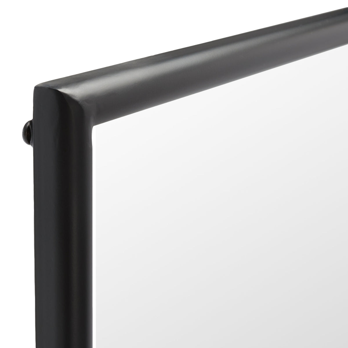 Smooth black iron frame with a softly rounded corner and slim profile || MRR8005A || detail_studio
